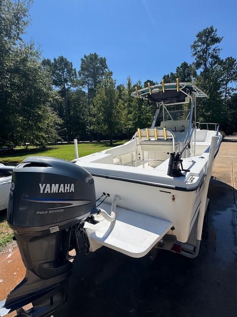 2000 Sea Pro Pro V2300CC - 11