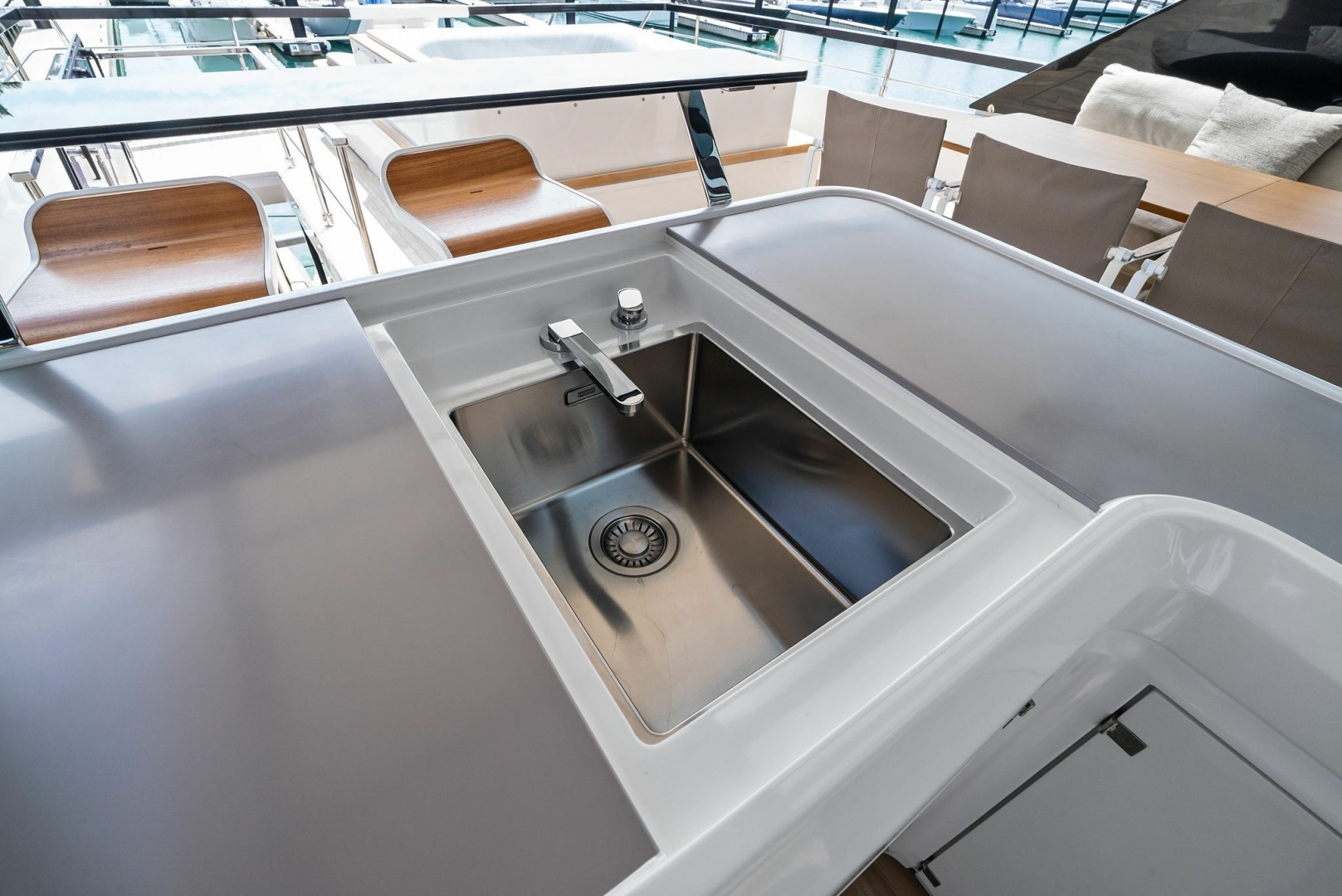 2023 Ferretti Yachts 860 - Image 28