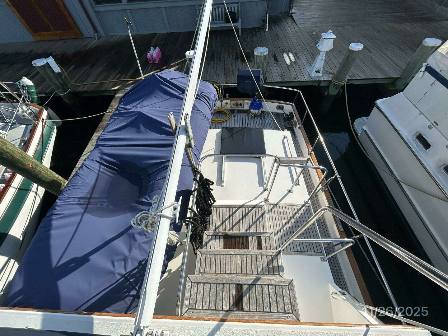 1989 Grand Banks Classic - Image 29