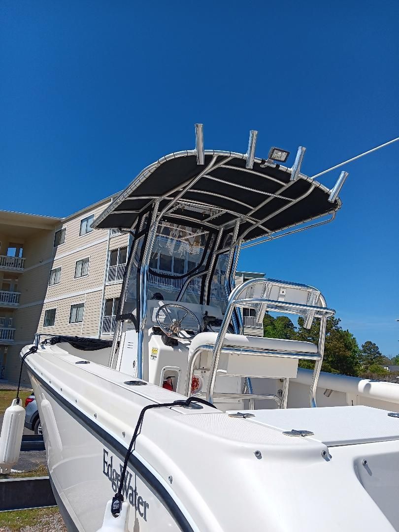 2007 Edgewater 205CC - 23