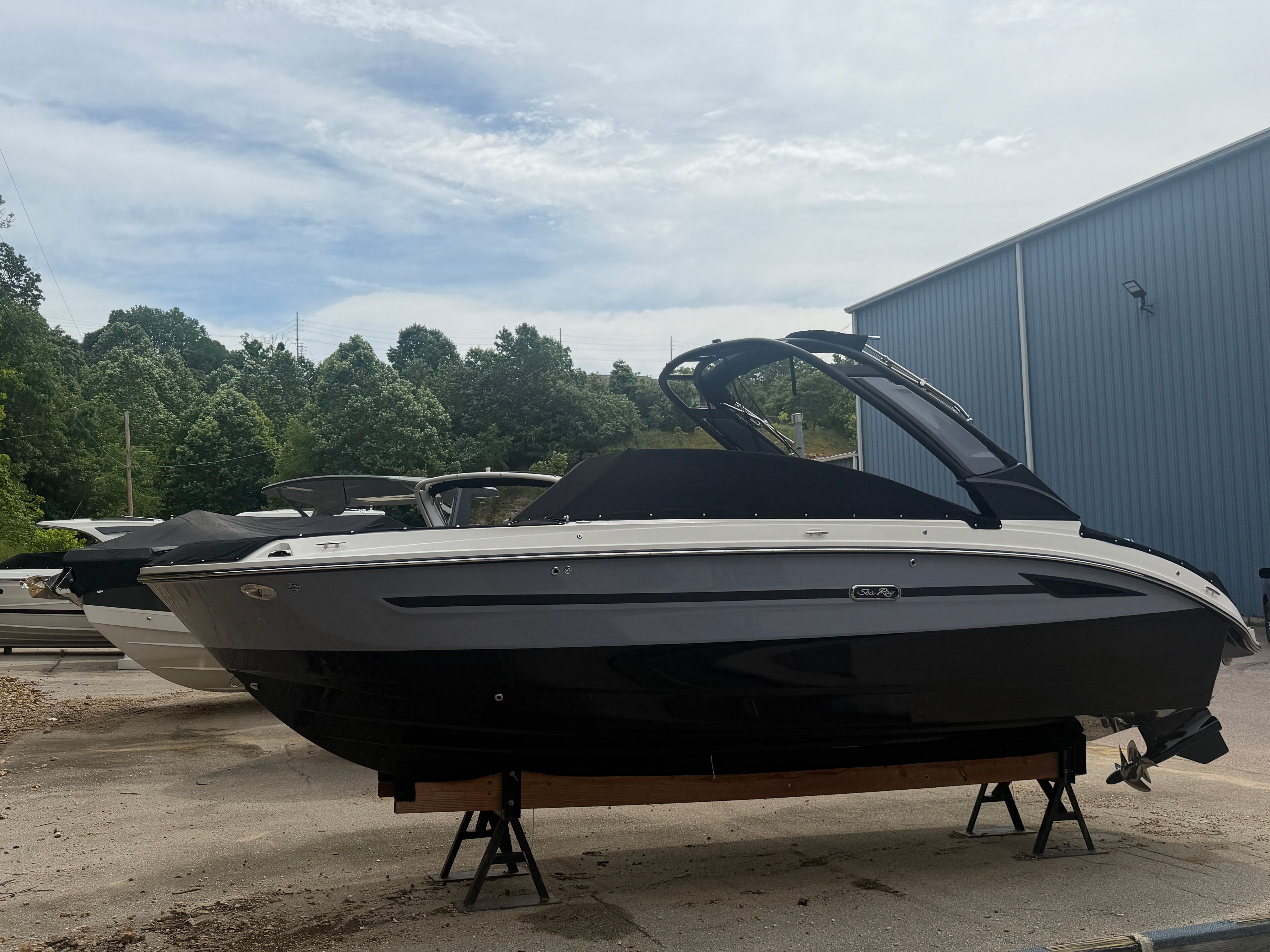 2026 Sea Ray SDX 250 Surf