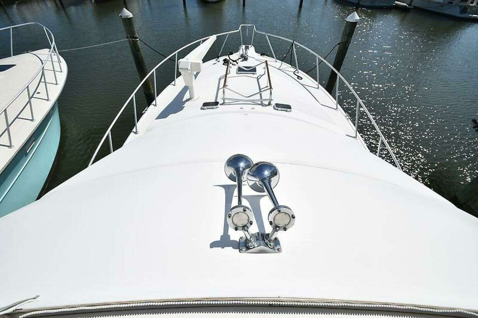 1997 Ocean 48 Convertible - Image 64
