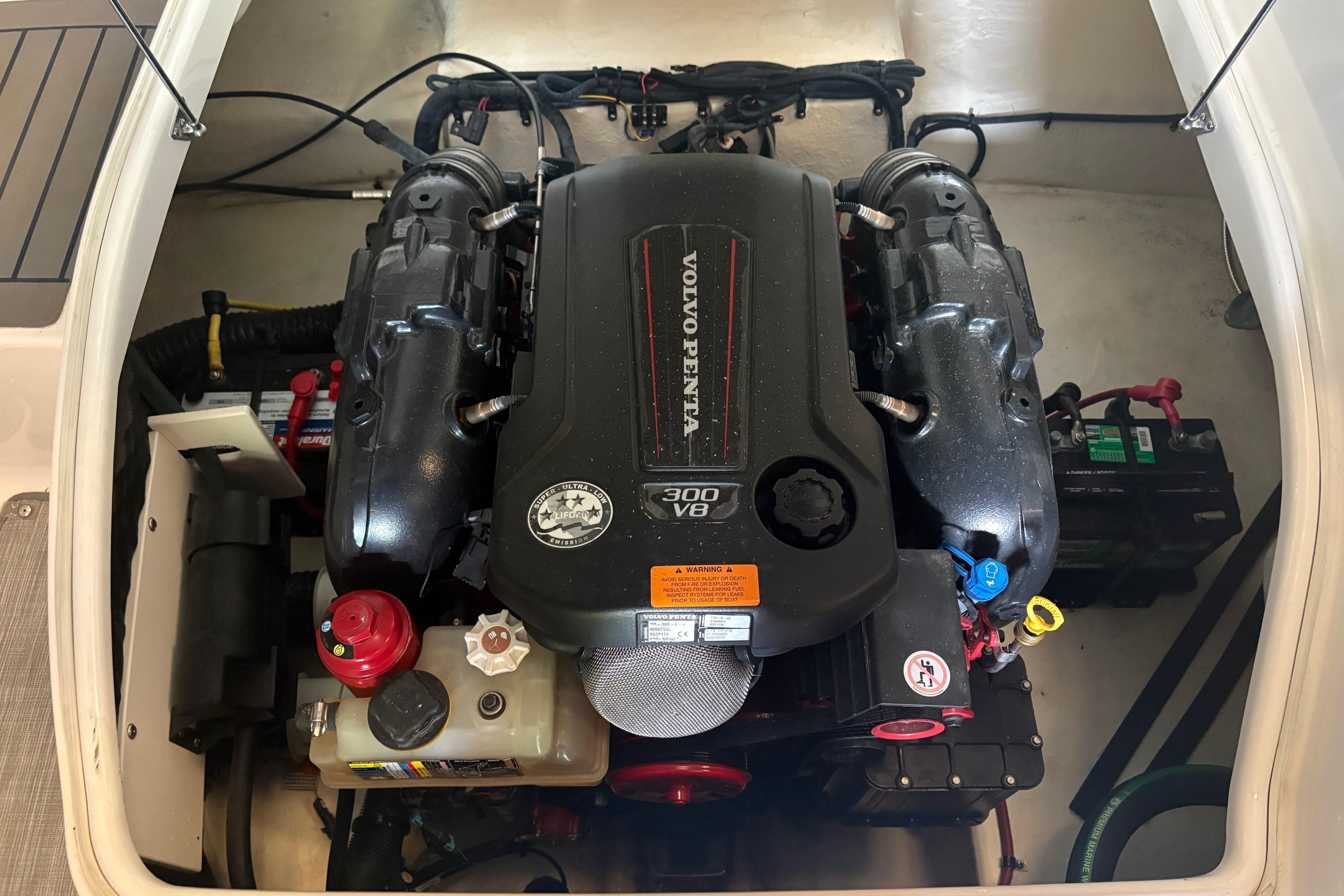 Engine compartment of 2016 Chaparral 244 Sunesta with Volvo Penta 300 V8 engine.