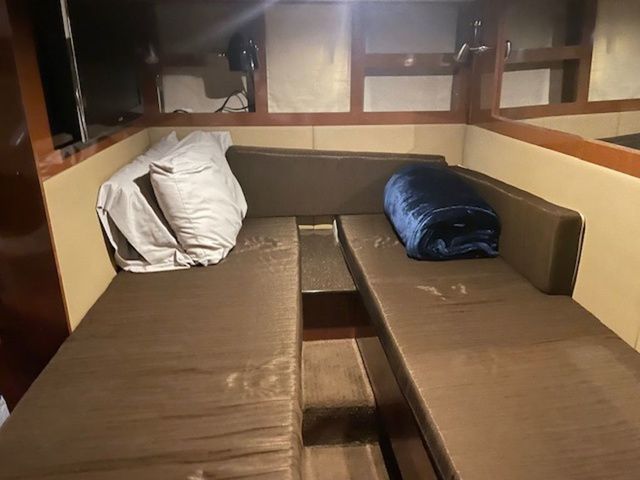 2014 Sea Ray Sundancer 350 - 14