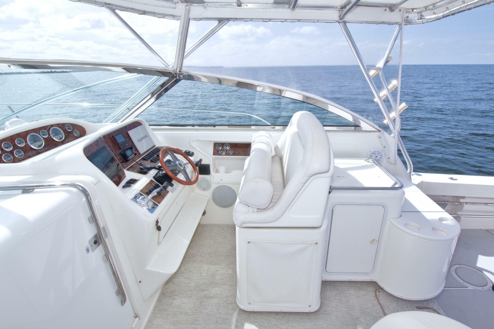 1997 Sea Ray 370 Express Cruiser - Image 28