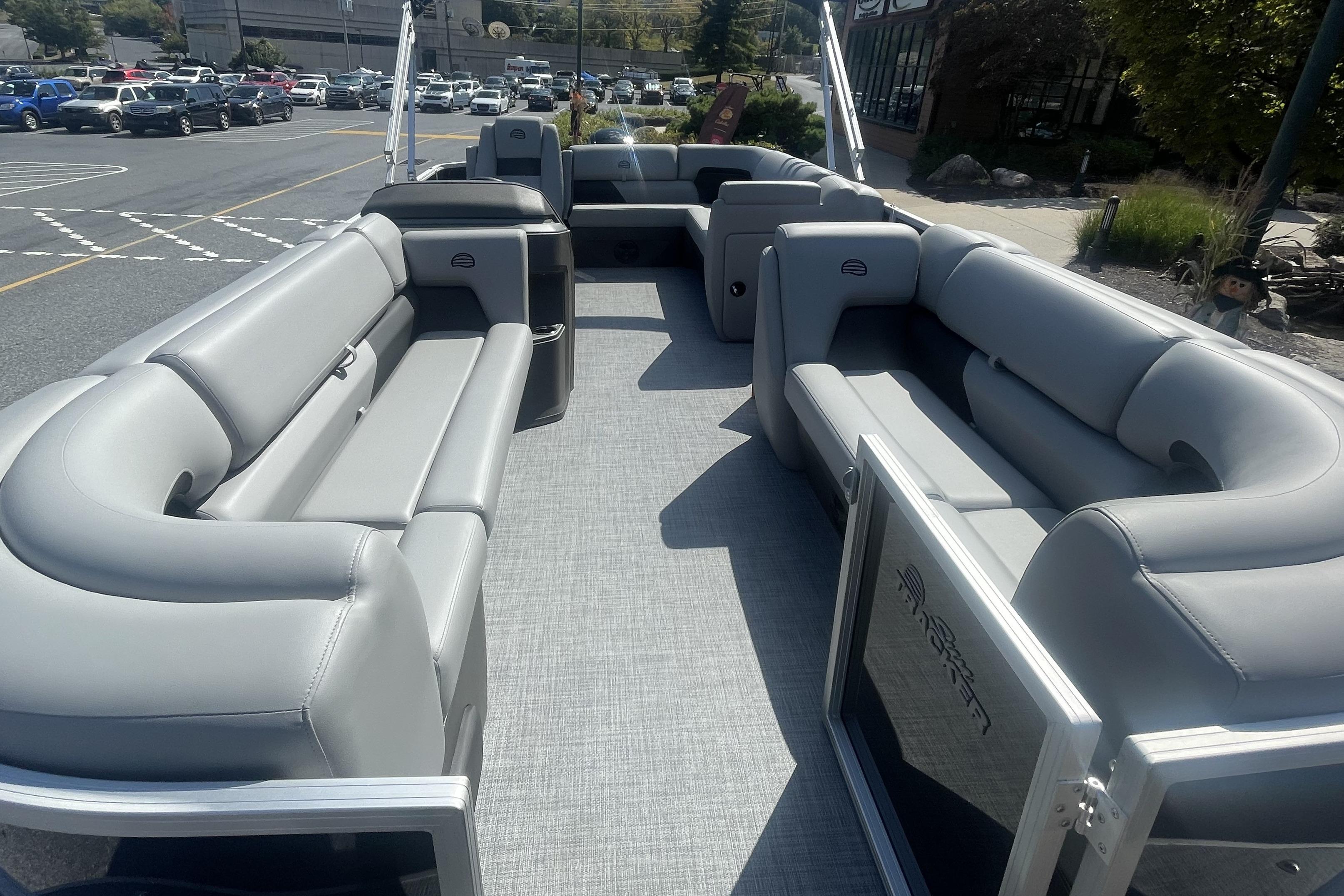 2026 Sun Tracker Party Barge 20 DLX with spacious seating and modern design.