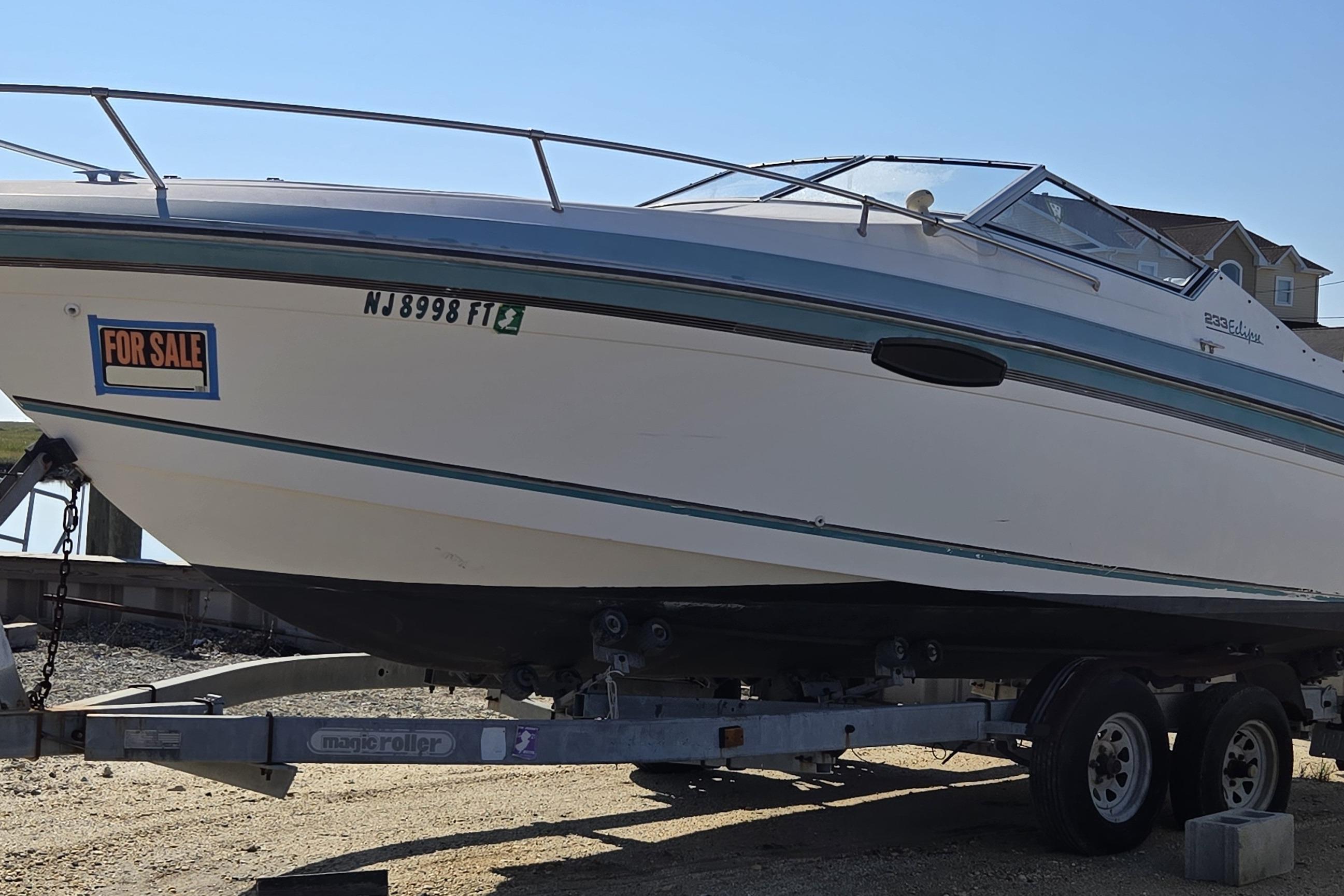 1992 Wellcraft 233 Eclipse