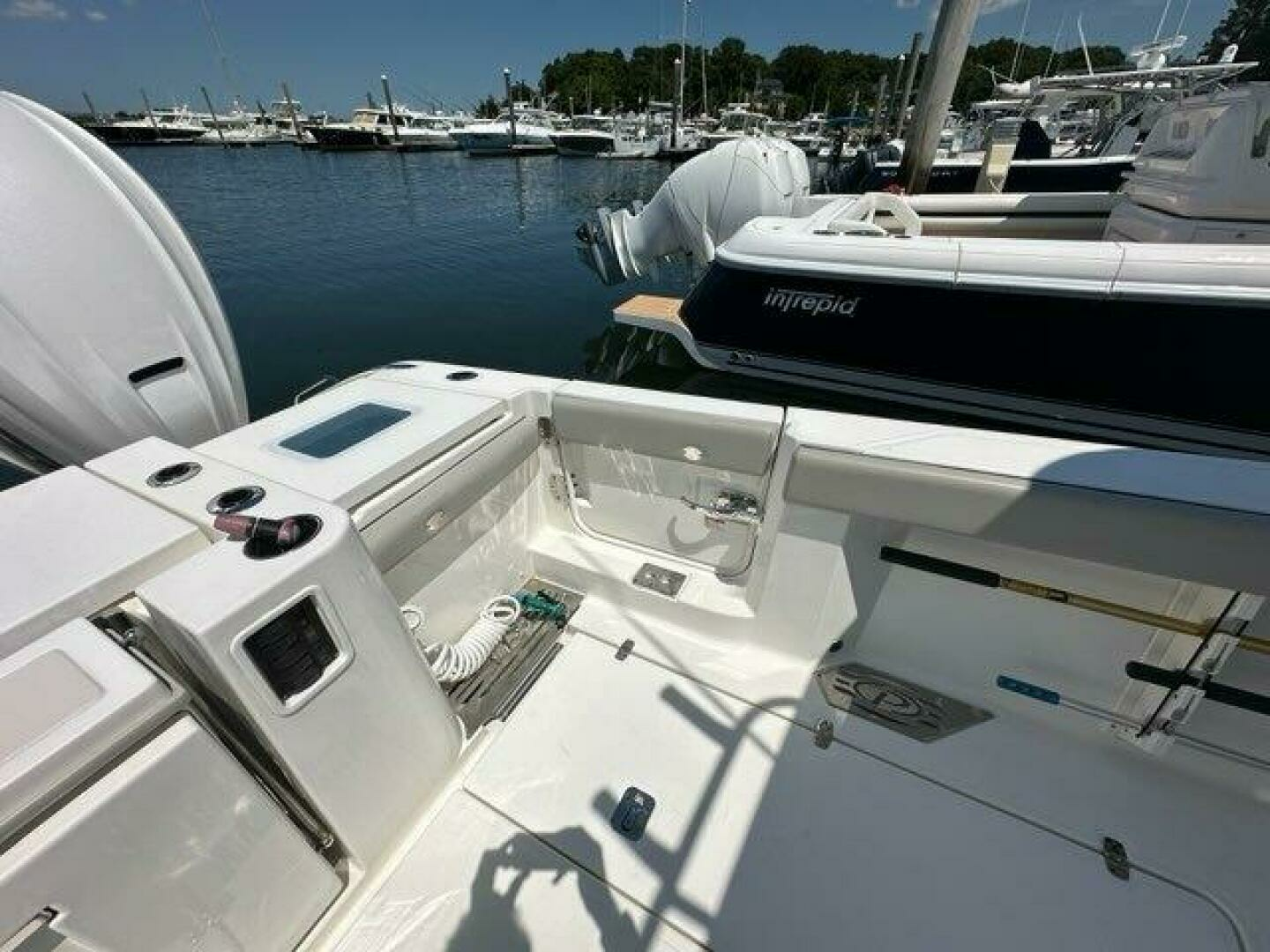 2021 Pursuit 428 Sport - Image 9