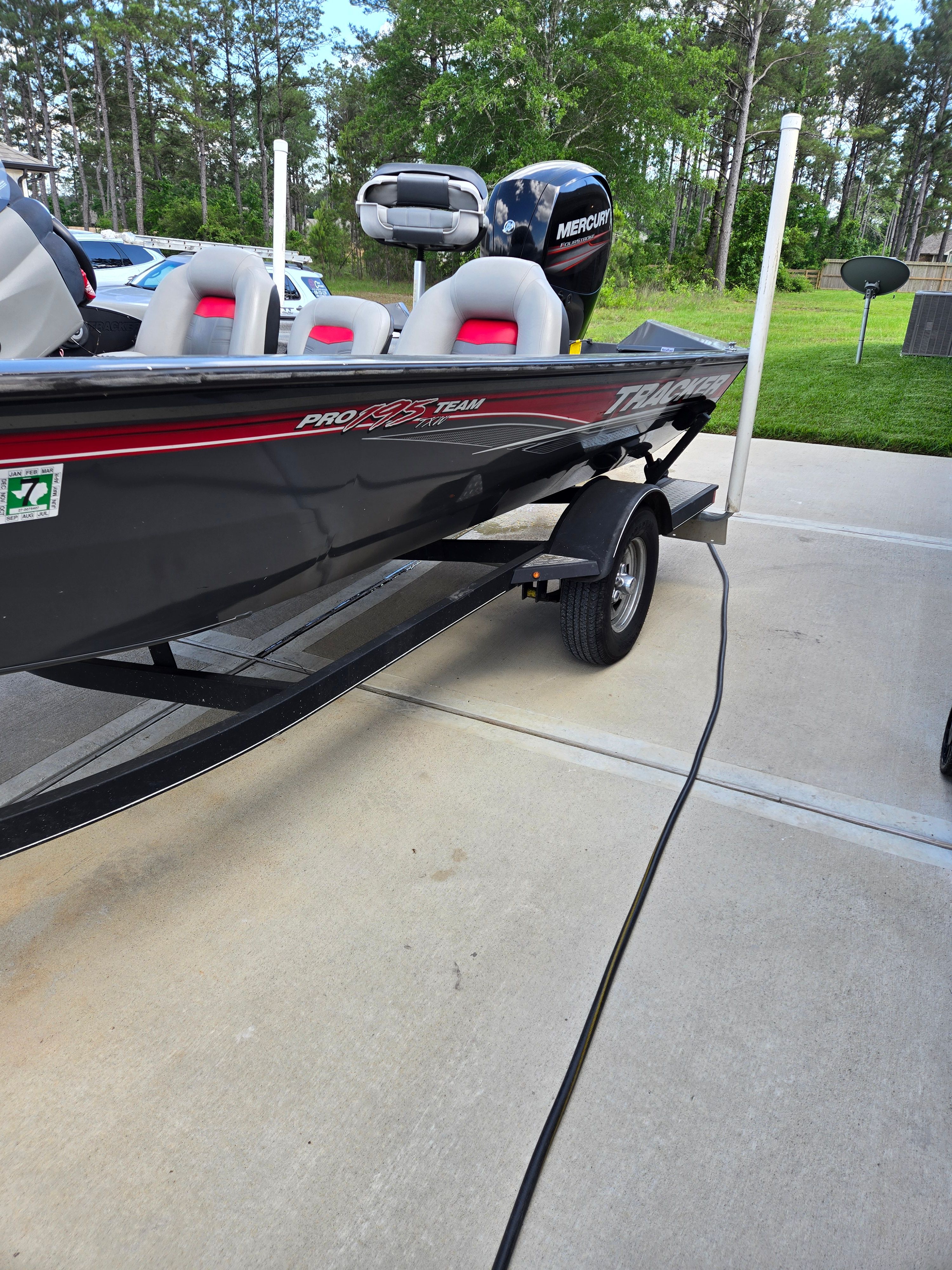 2017 Bass Tracker Pro 195 team - 8