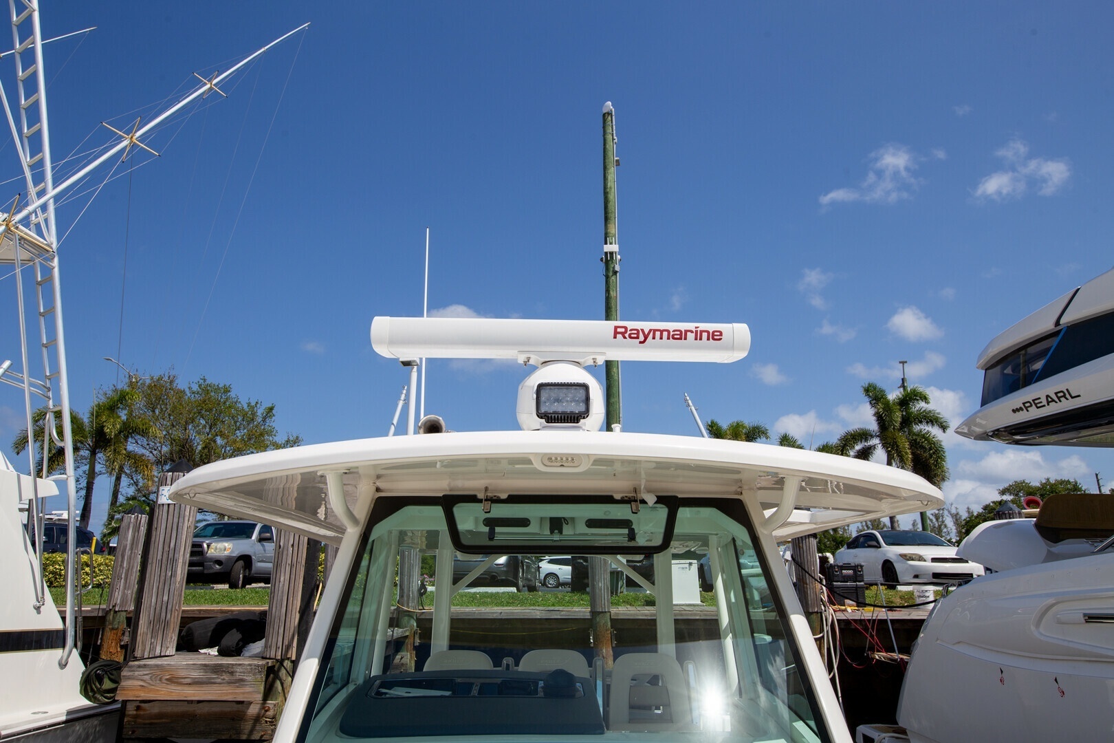 2019 Boston Whaler 380 Outrage - Image 16
