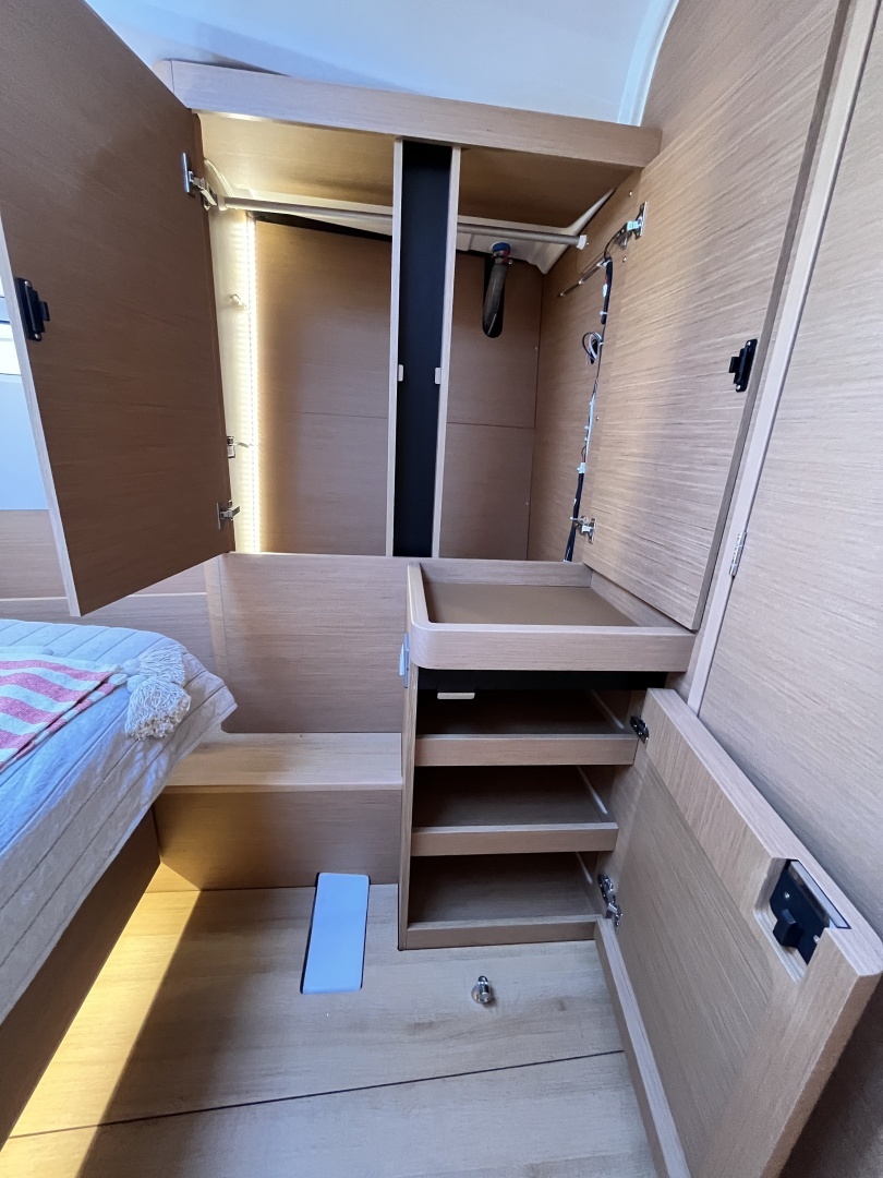 2025 Jeanneau Sun Odyssey 440 - Image 18