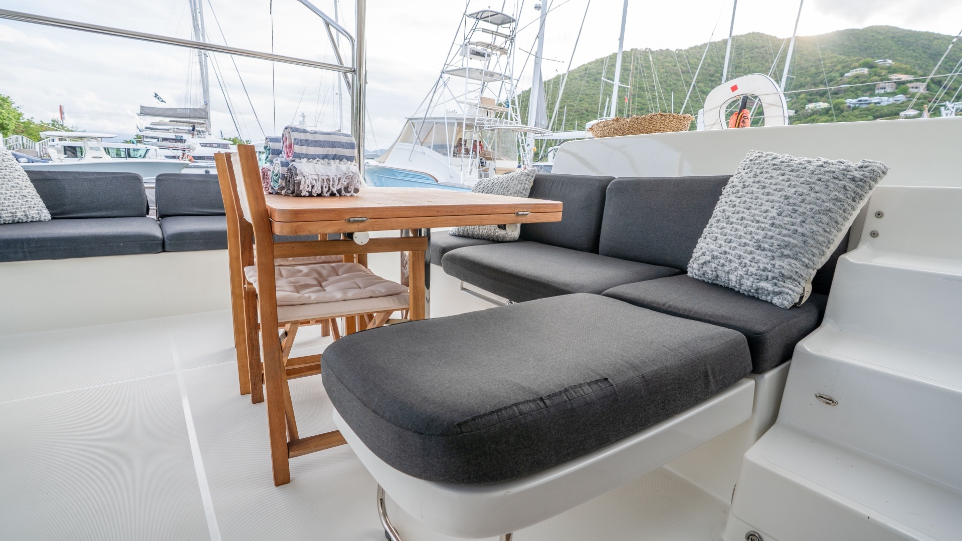 2019 Lagoon 50 - Image 11