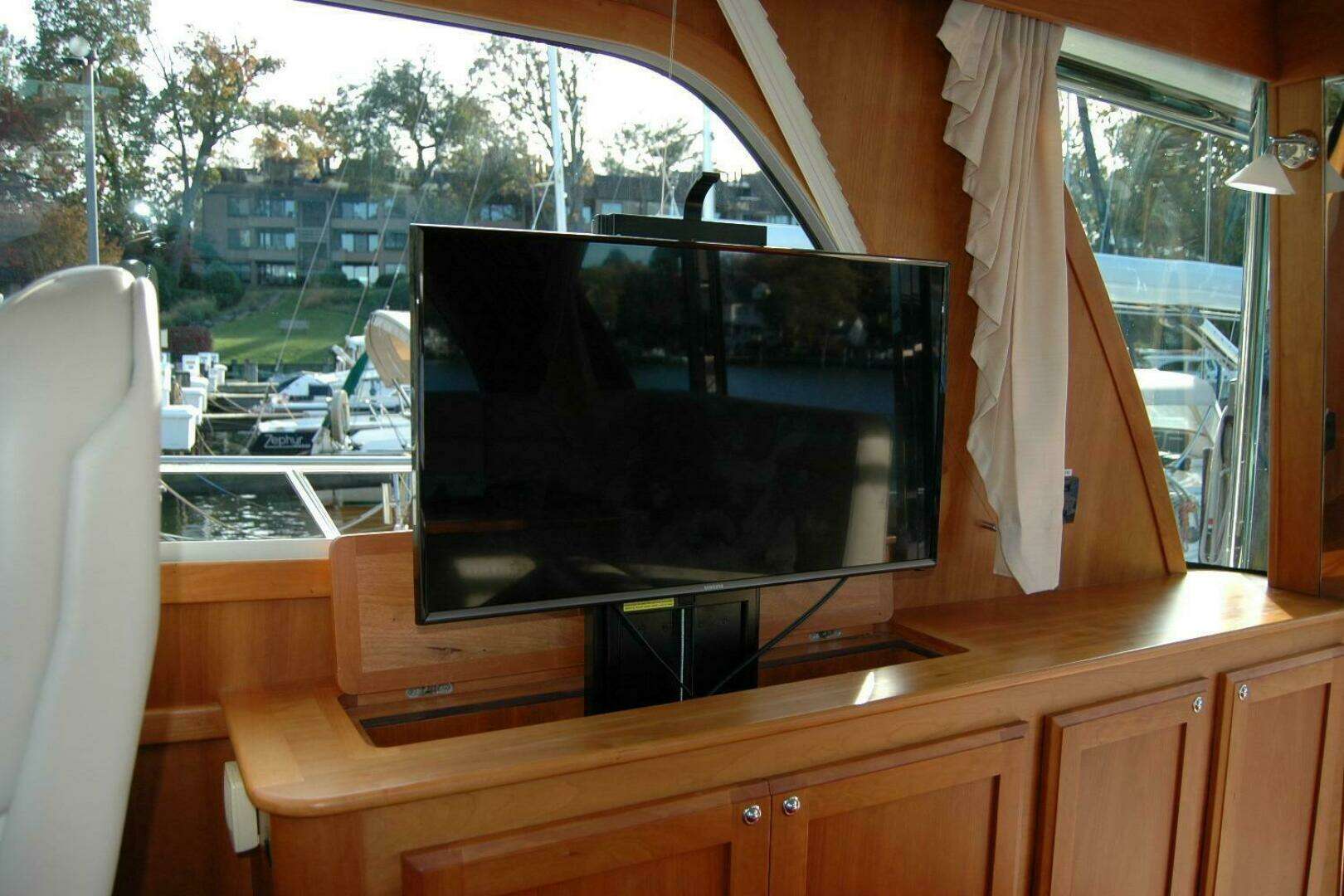 2019 Sabre 38 Salon Express - Image 111