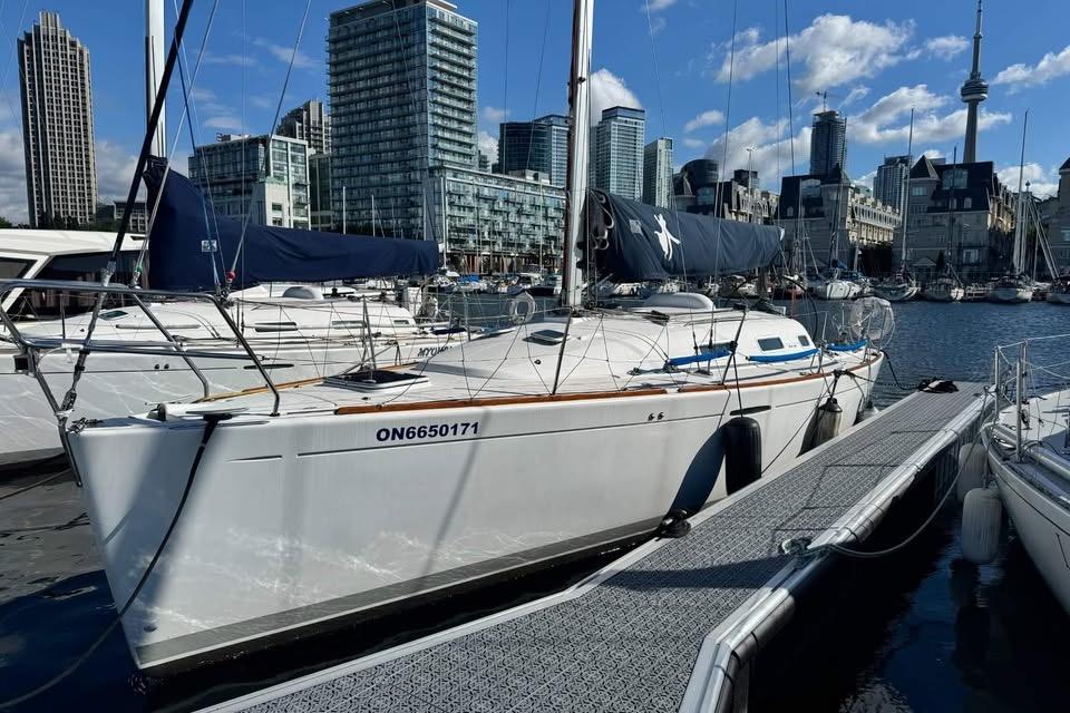 2002 Beneteau First 36.7