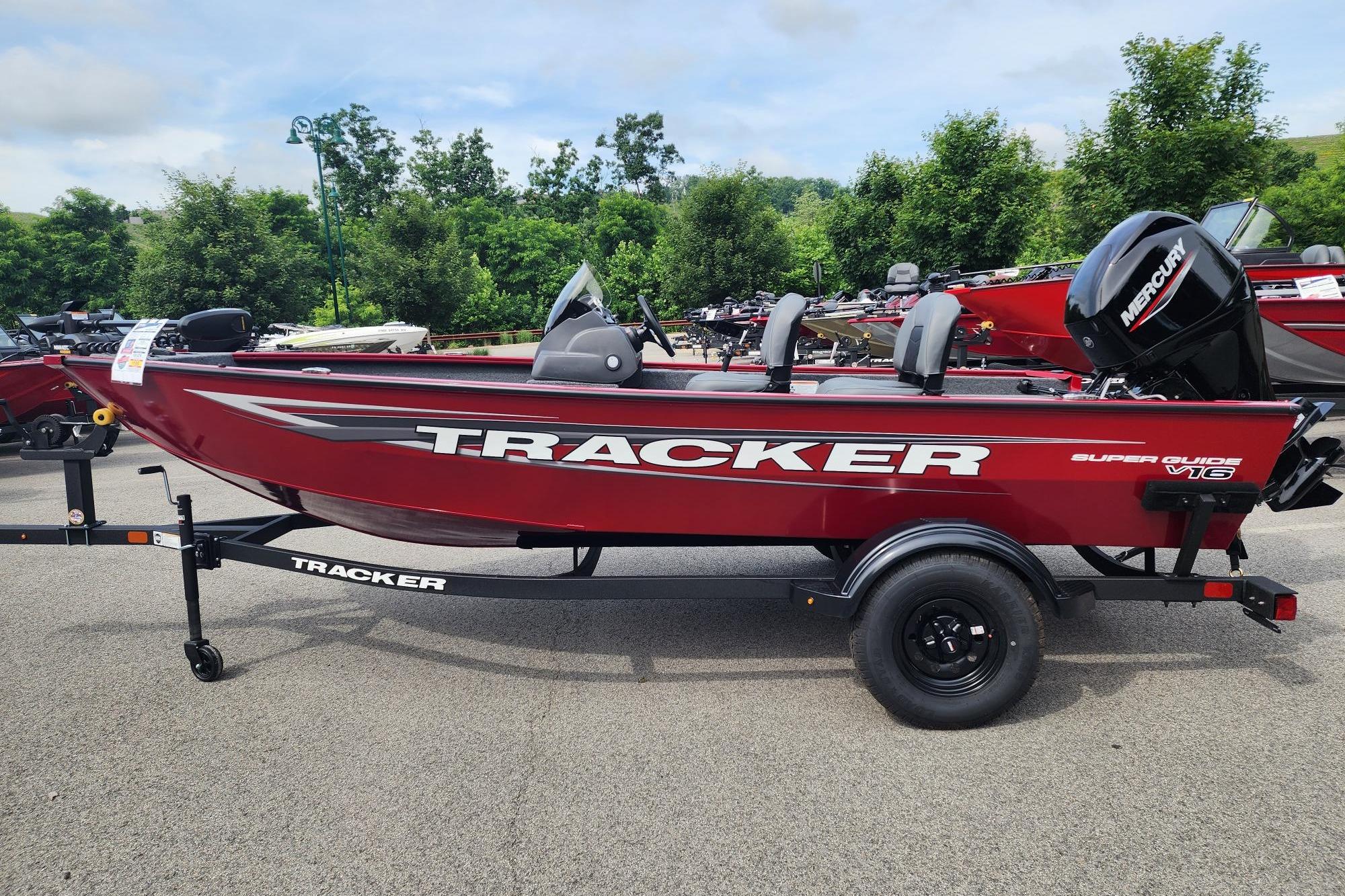 2026 Tracker Super Guide V-16 SC
