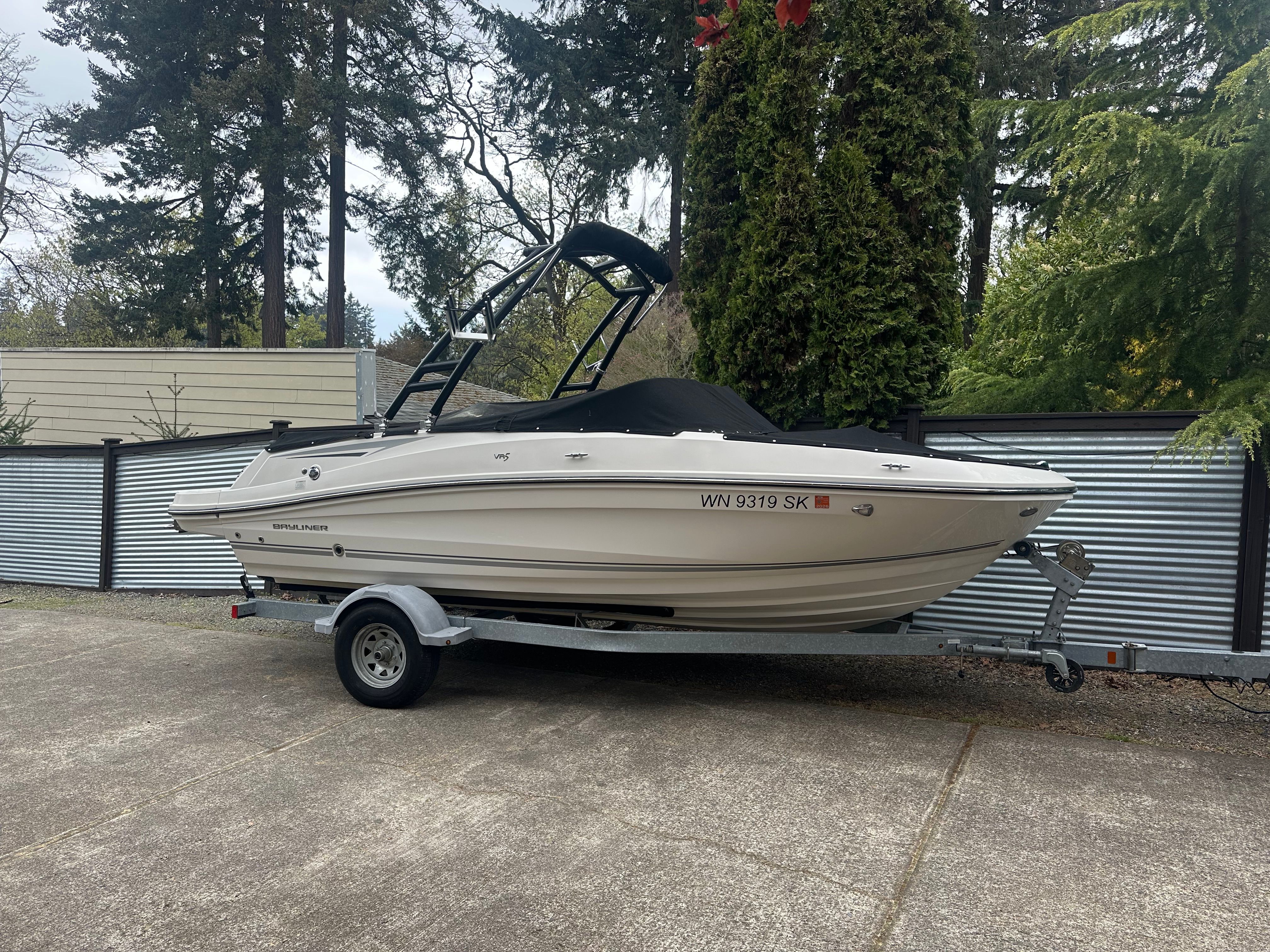 2017 Bayliner VR5 Bowrider OB