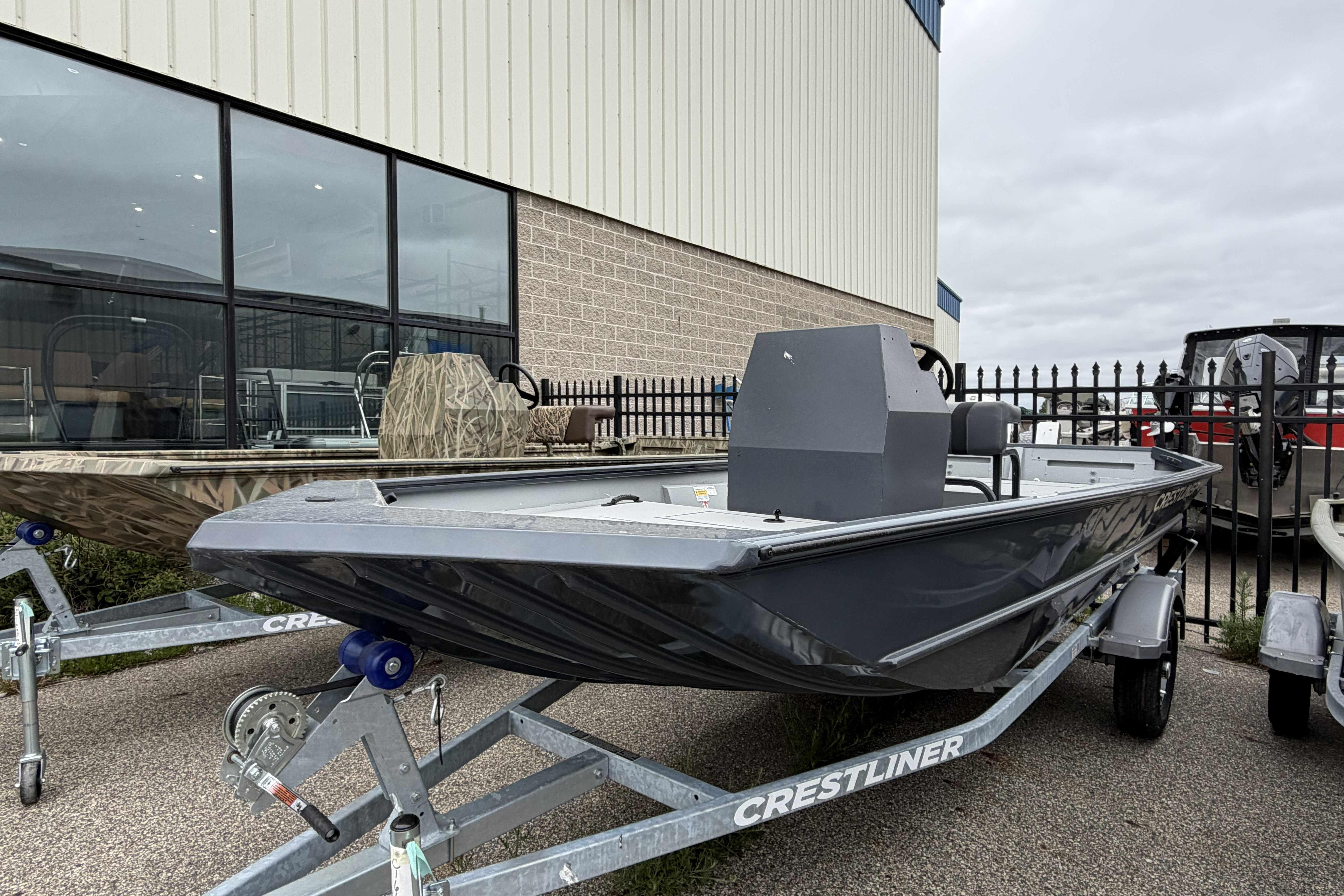 2026 Crestliner 1660 Retriever FCC