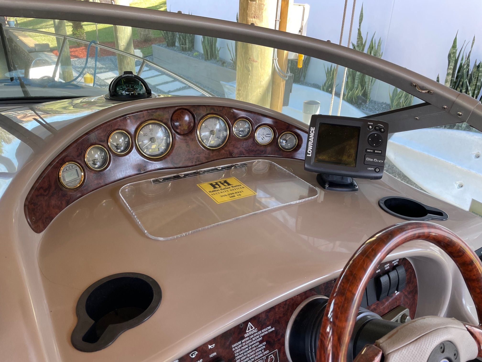 2004 Four Winns 248 Vista - 15