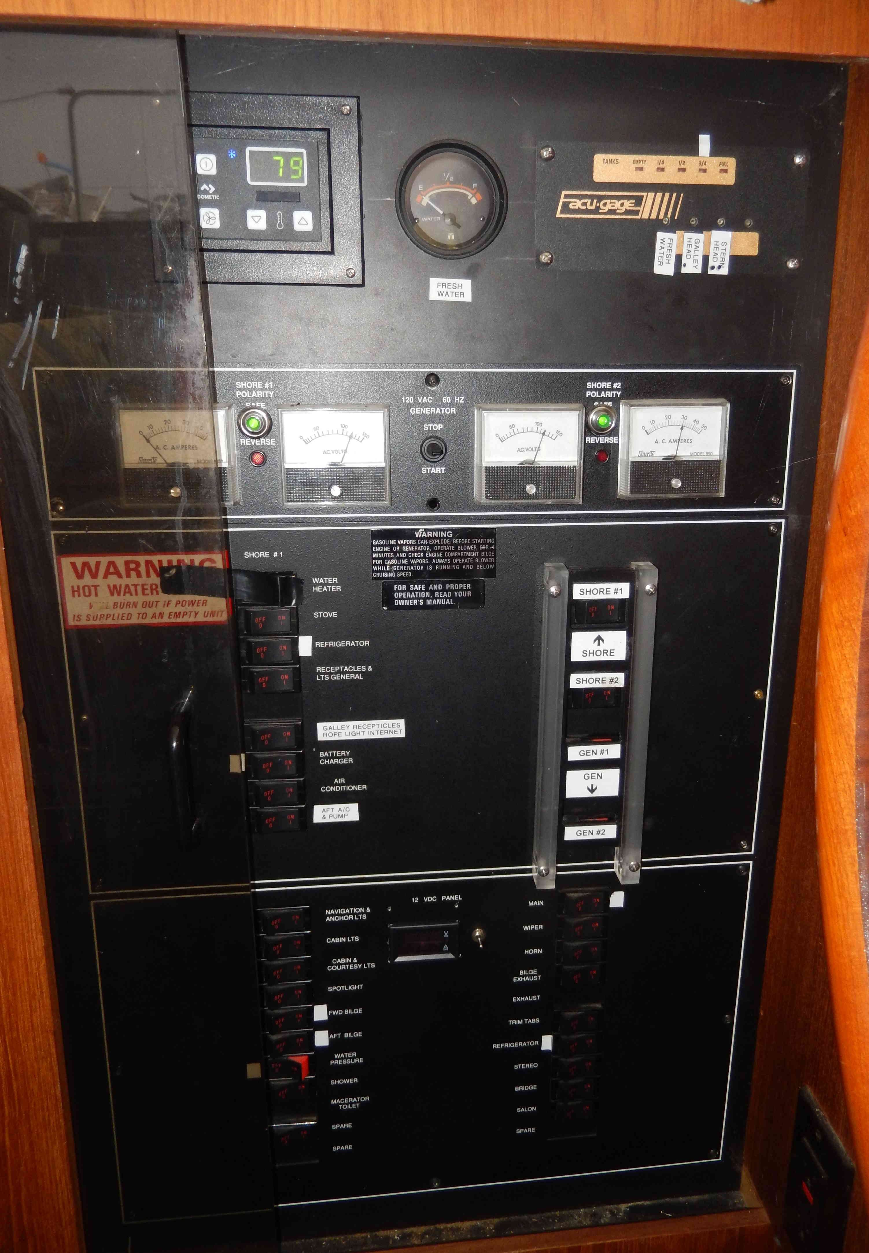 1991 Carver 33AFT - 9