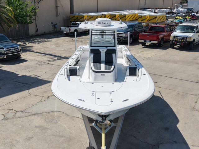 Tidewater 3100 Carolina Bay 2026 on a parking lot.