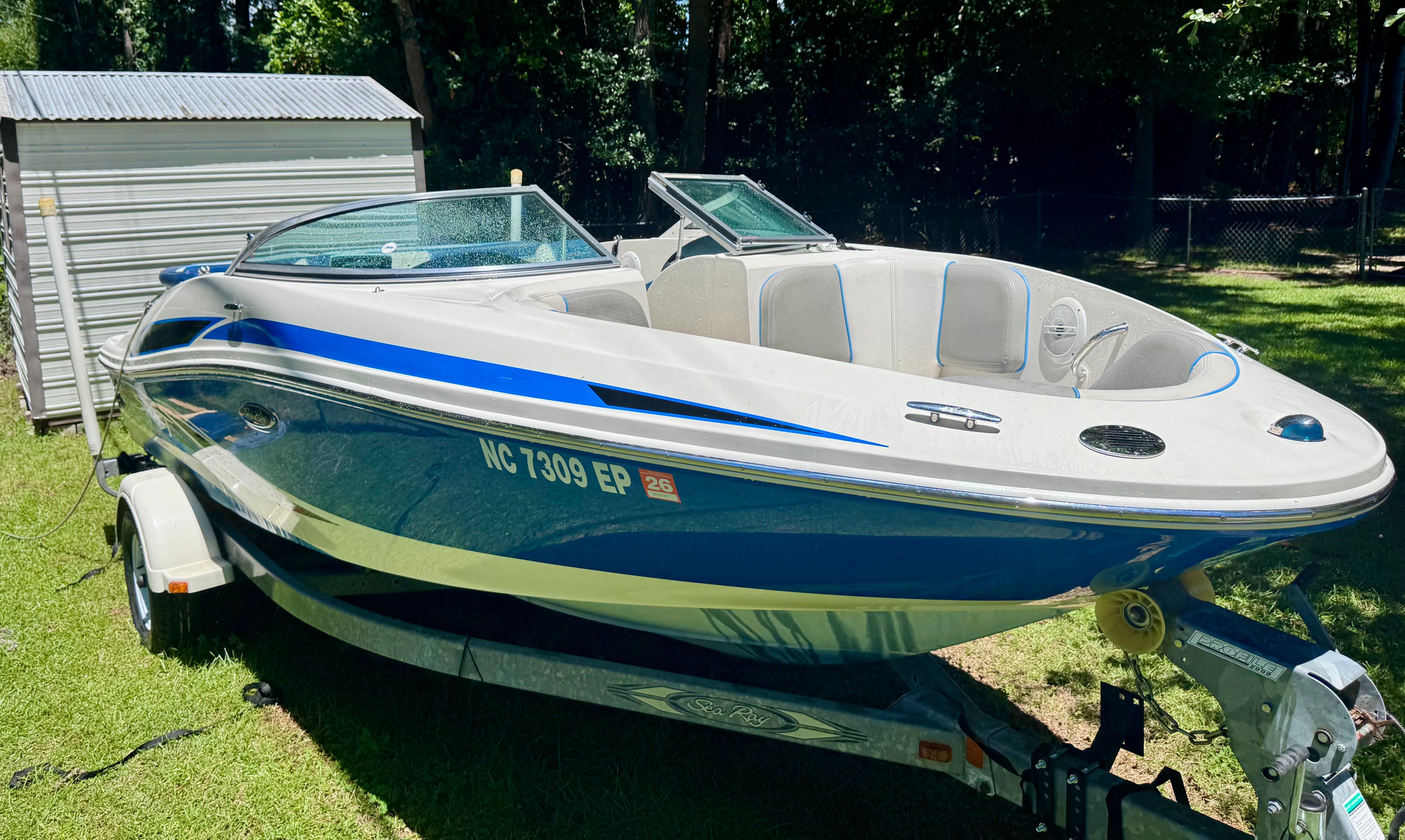 2011 Sea Ray 185 Sport - 4