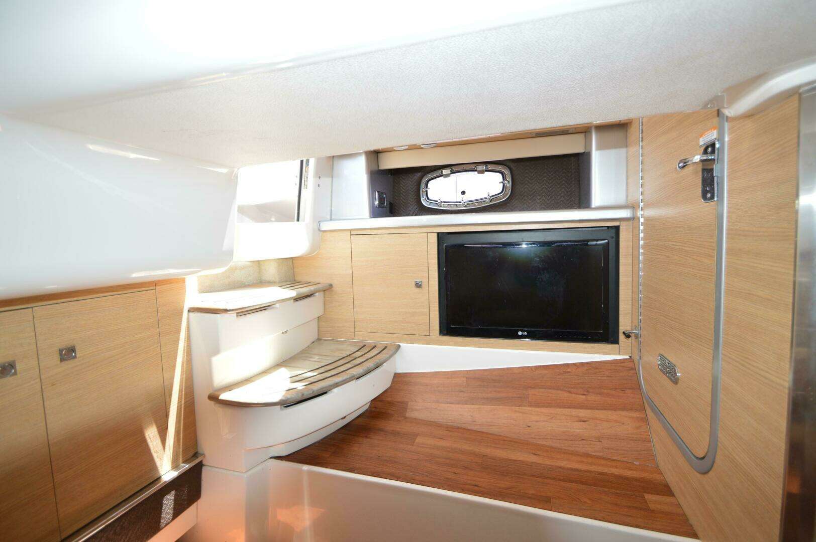 2013 Chaparral 327 SSX - Image 30