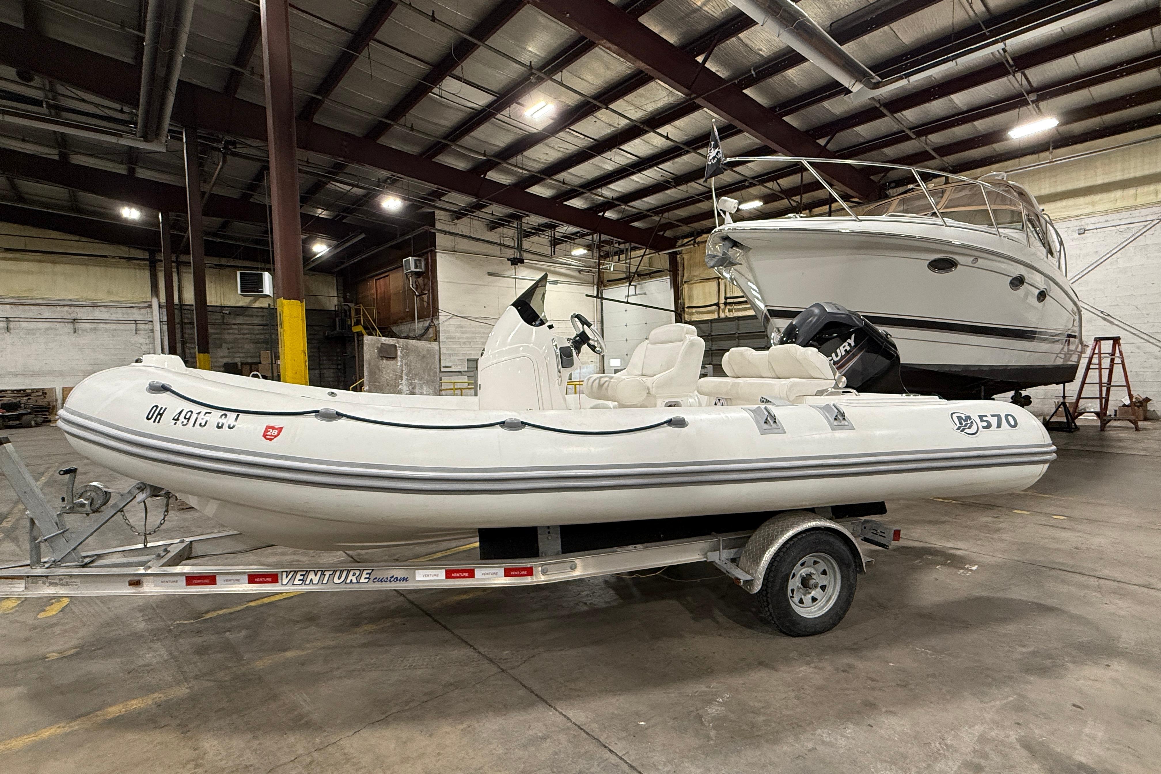 2013 Mercury 560