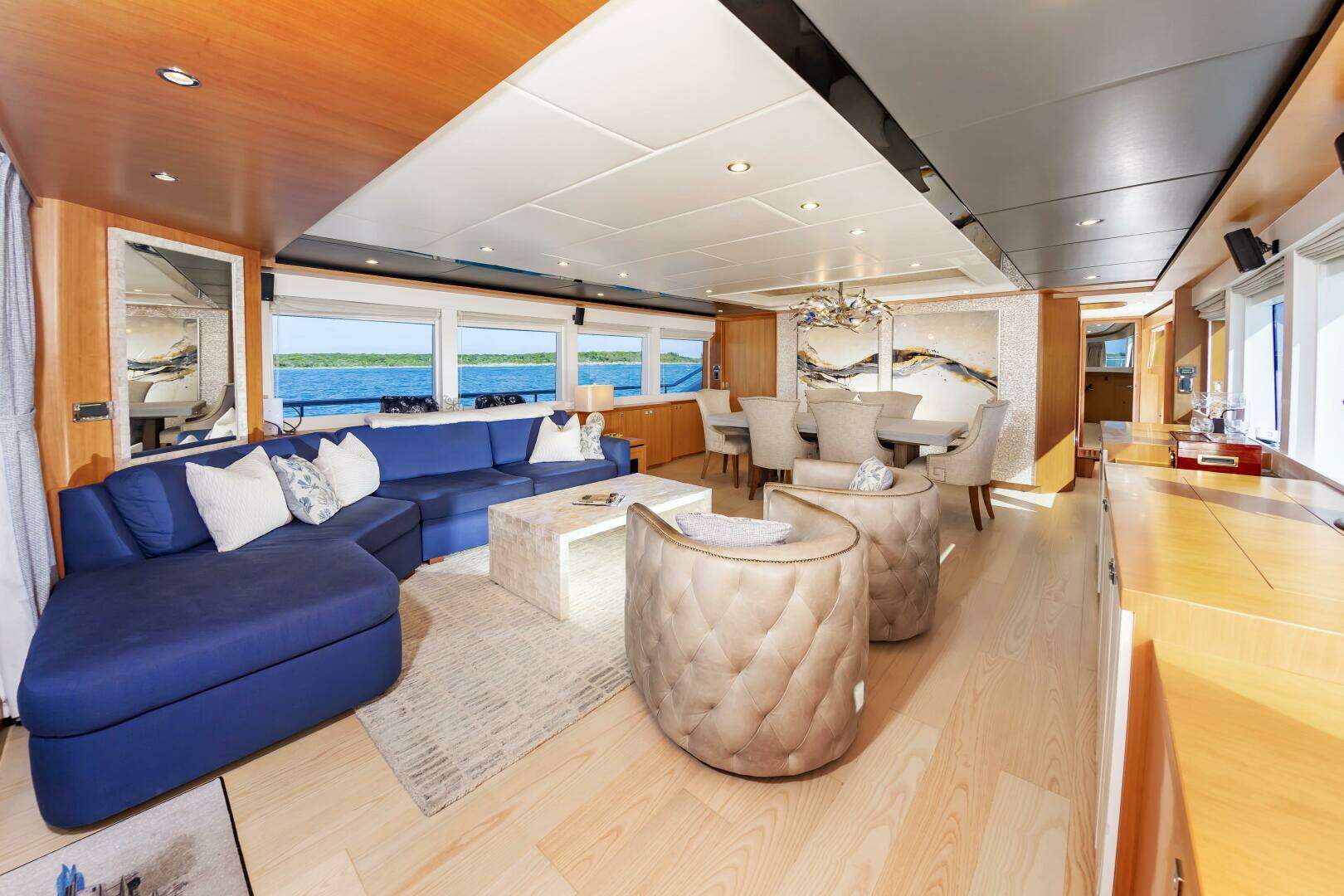 2017 Johnson 93 Flybridge - Image 28