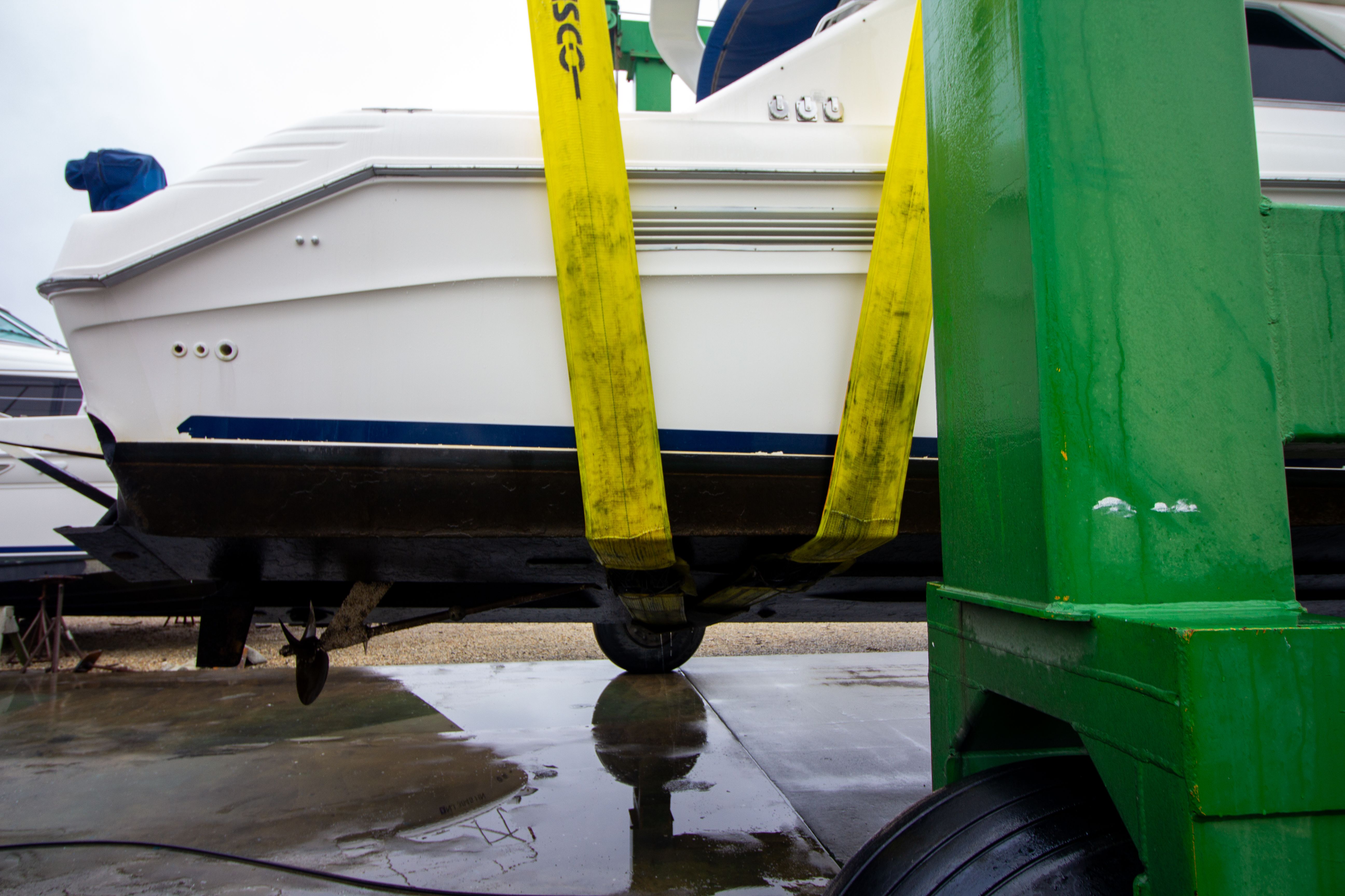 1993 Sea Ray 440 Express Bridge - 14