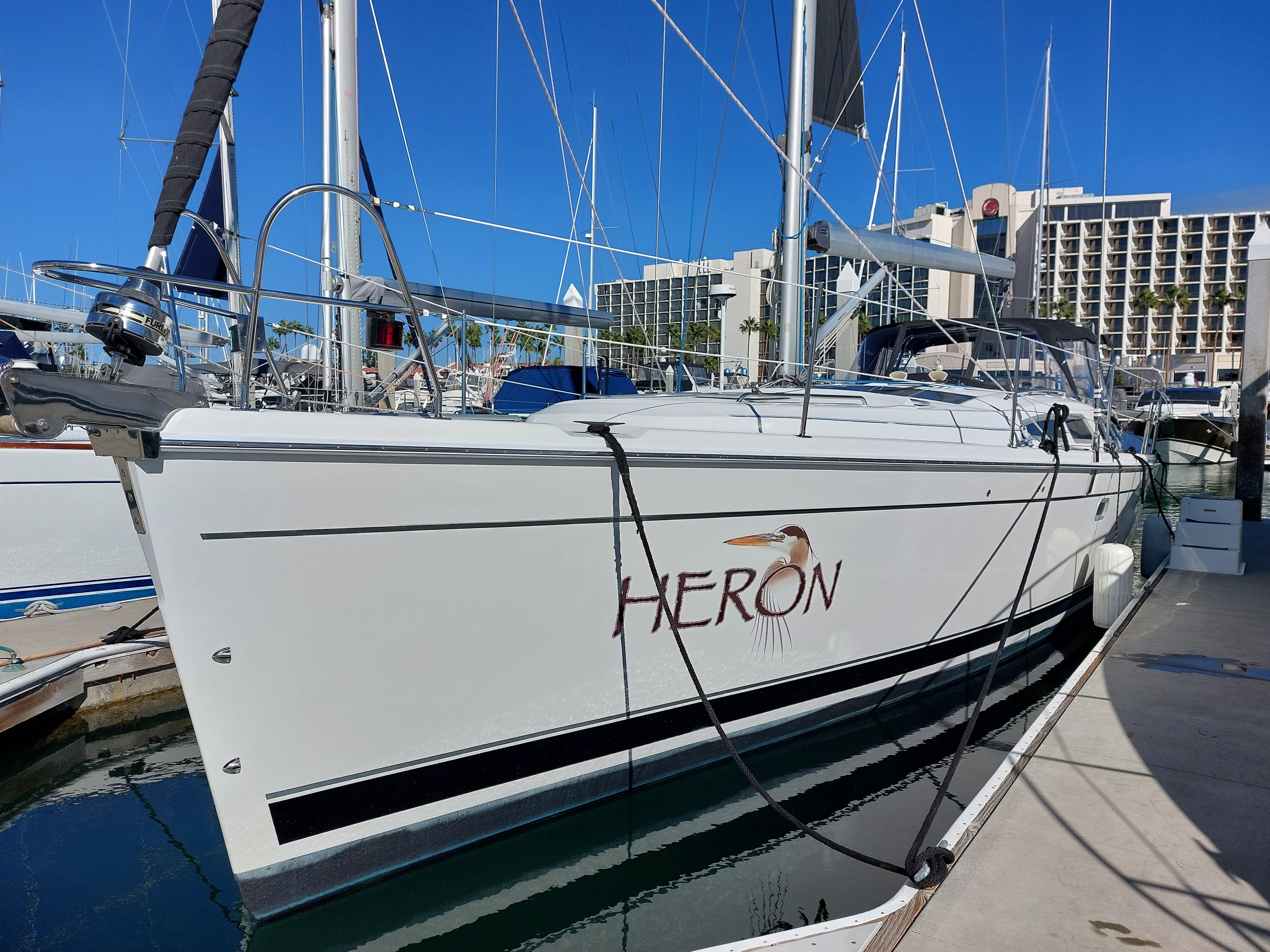 2009 Hunter 49