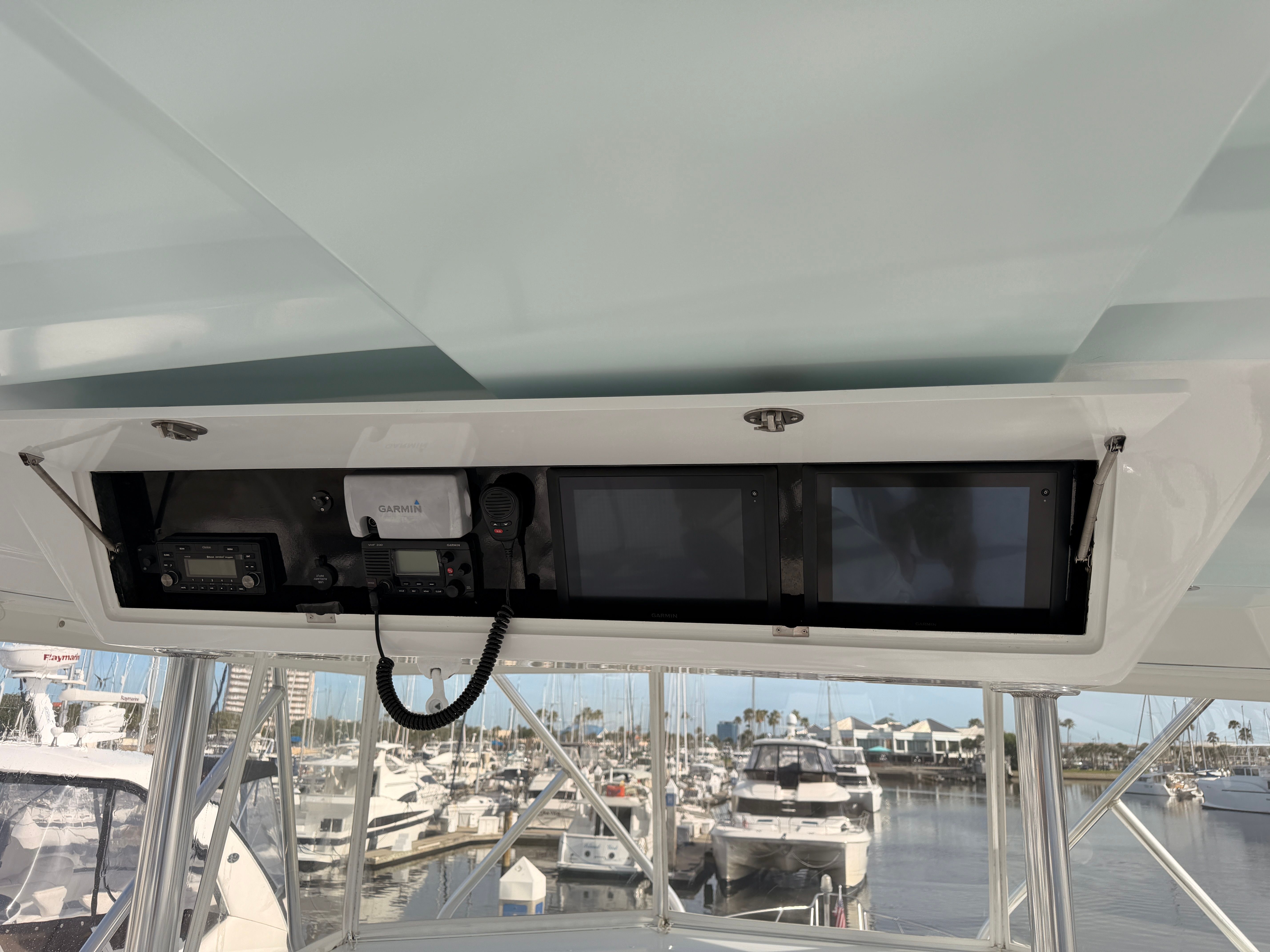 1980 Hatteras 55 Convertable - 8