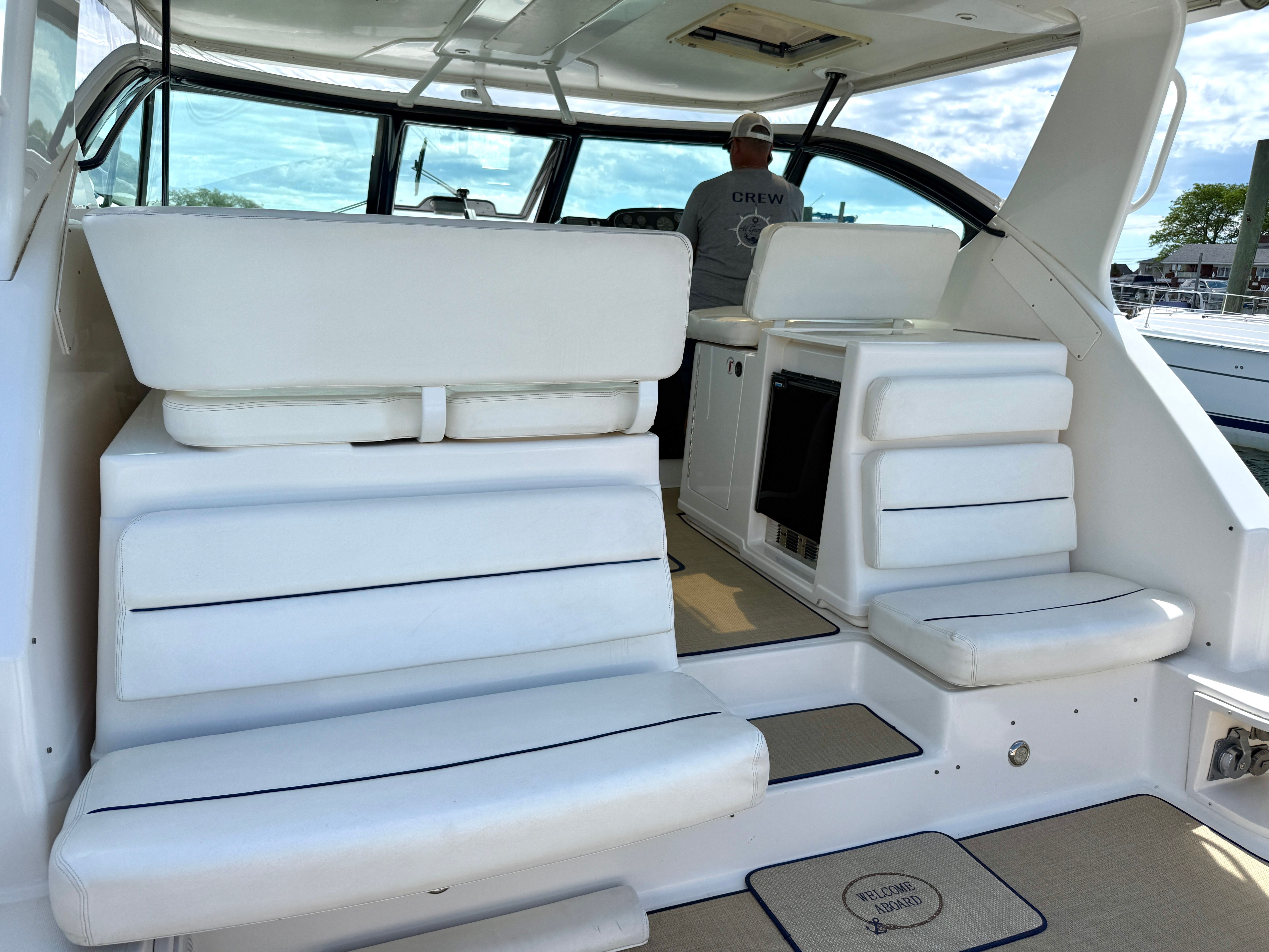 2001 Tiara Yachts 3800 Open - 15