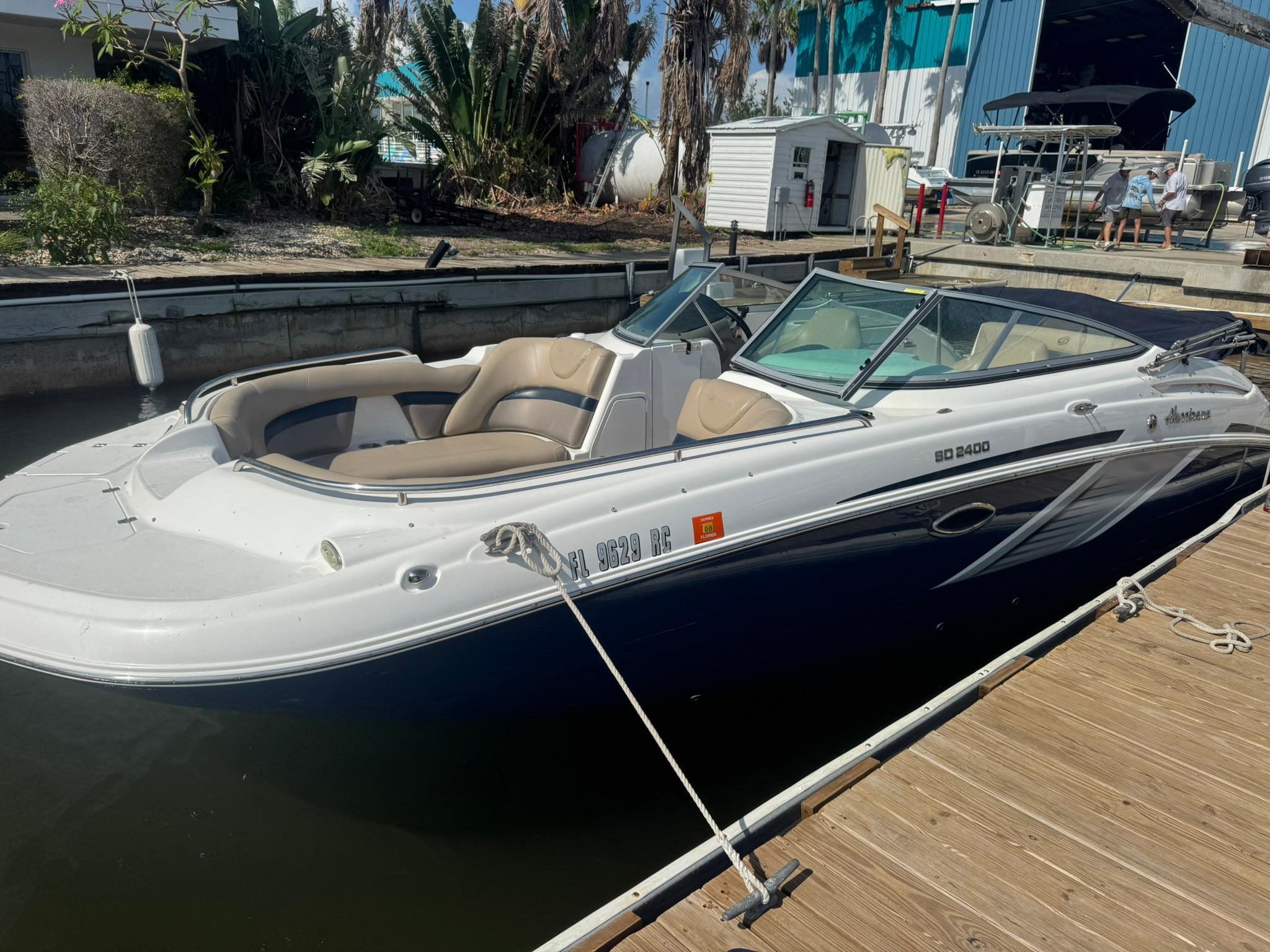 2017 Hurricane SunDeck 2400 OB - 3