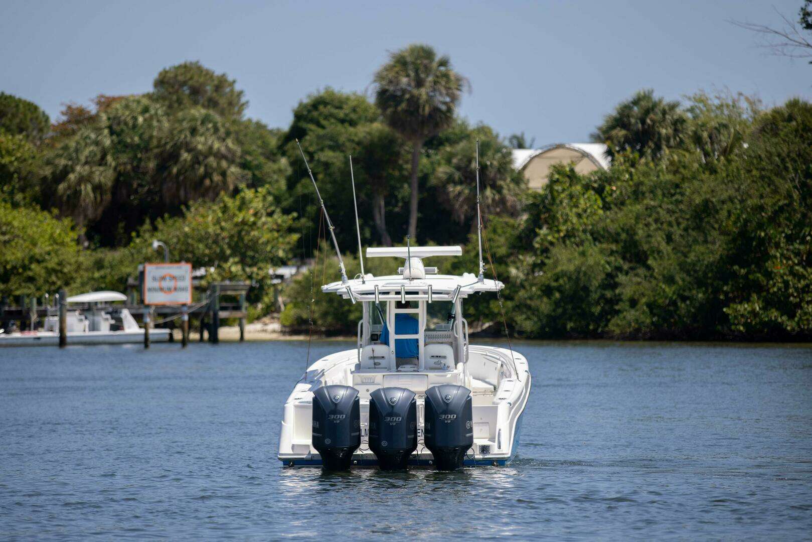 2009 Everglades 350CC - Image 36