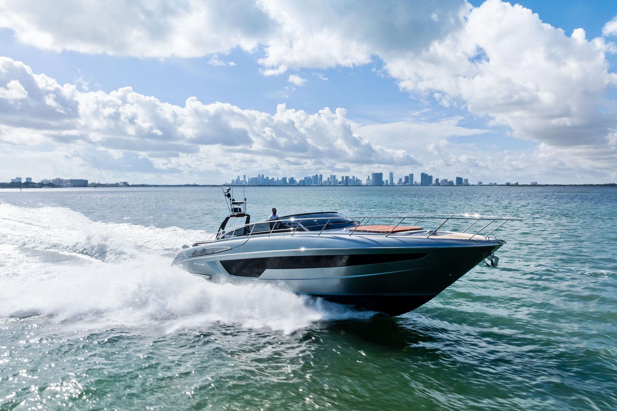 2021 Riva 56' Rivale