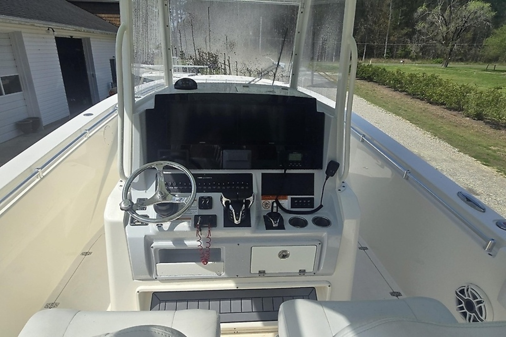 2020 Cobia 320 Center Console - Image 19