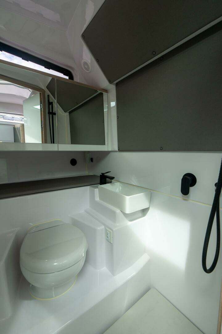 2024 Axopar Axopar 45 XC - Image 23