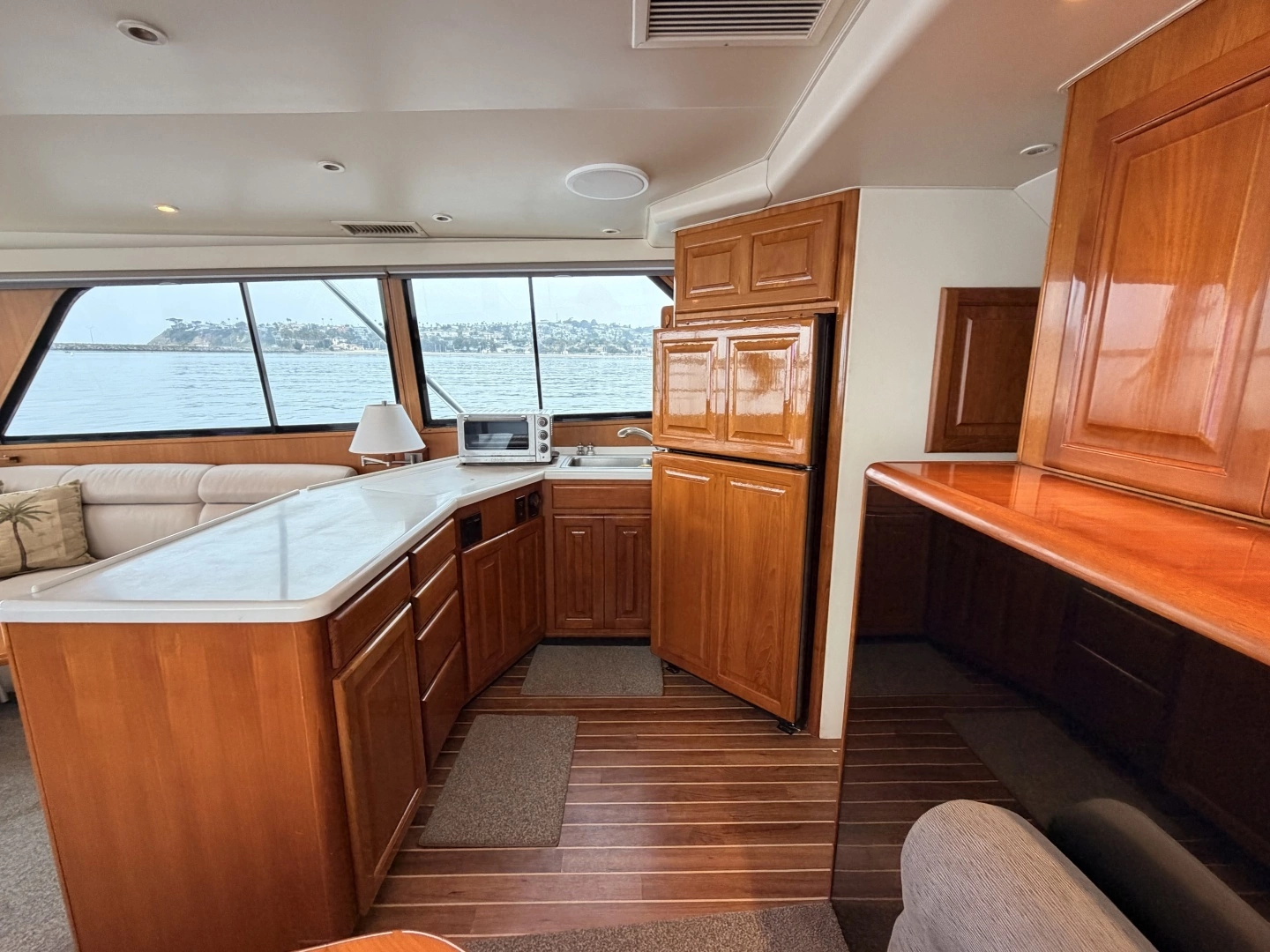 1994 Viking 50 Convertible - Image 11
