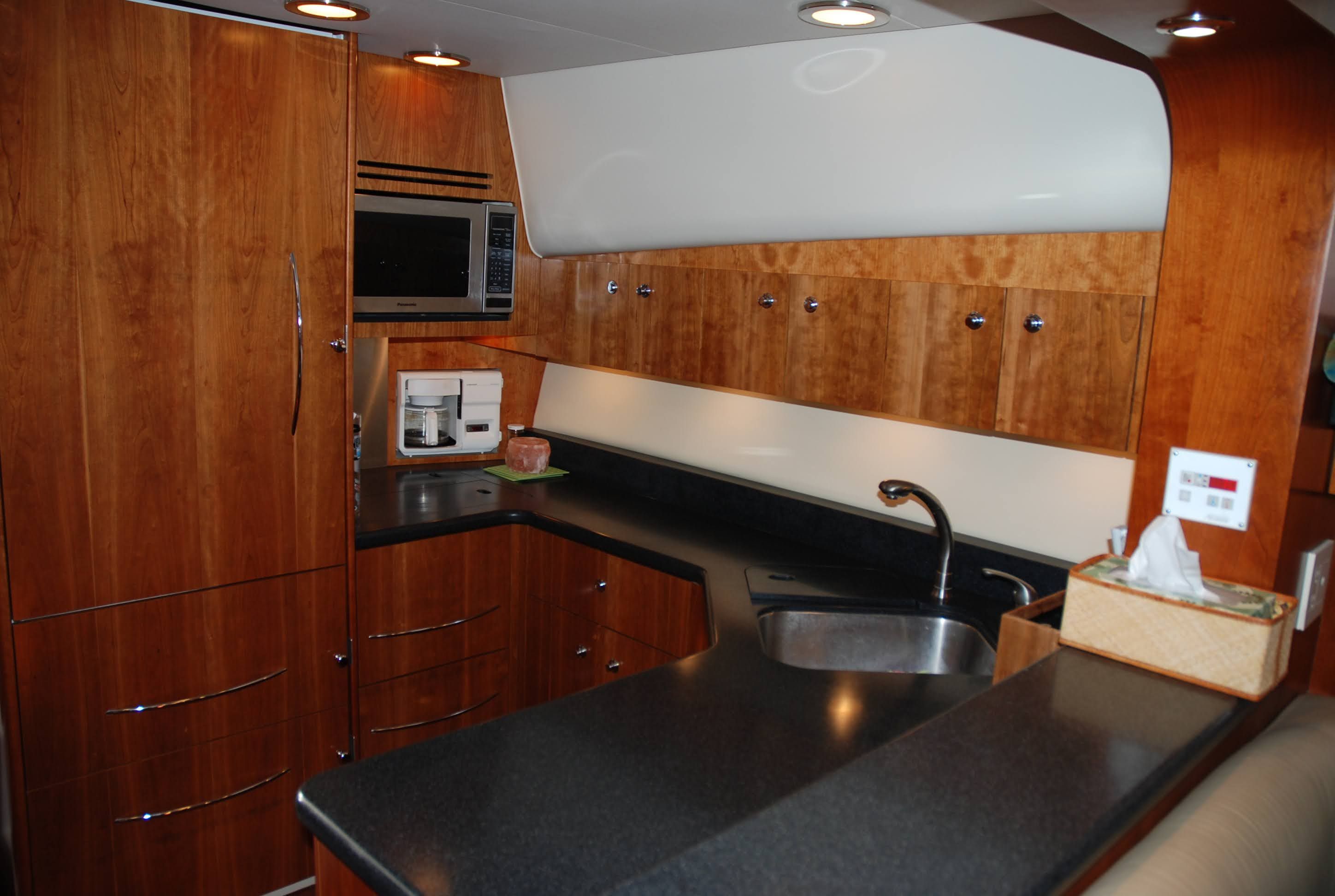 2003 Tiara Yachts 5000 Open - 46