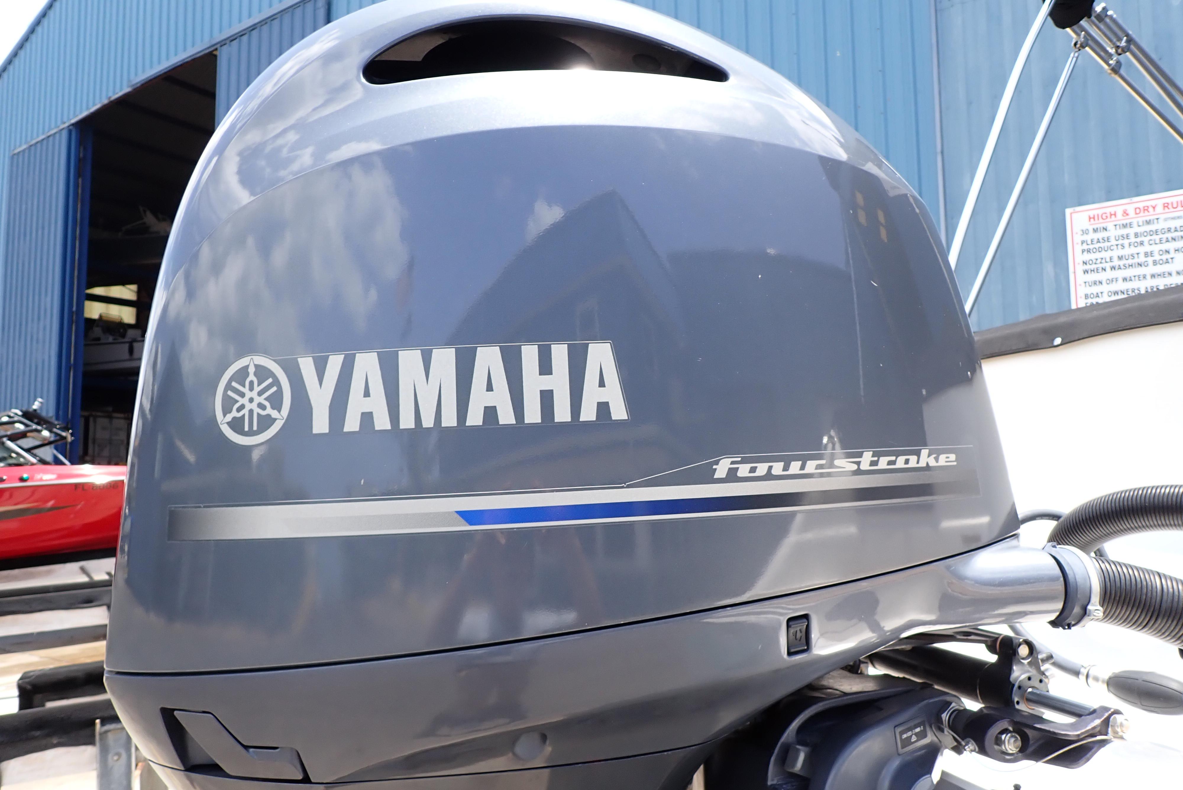 2021 NauticStar 223 DC - 65