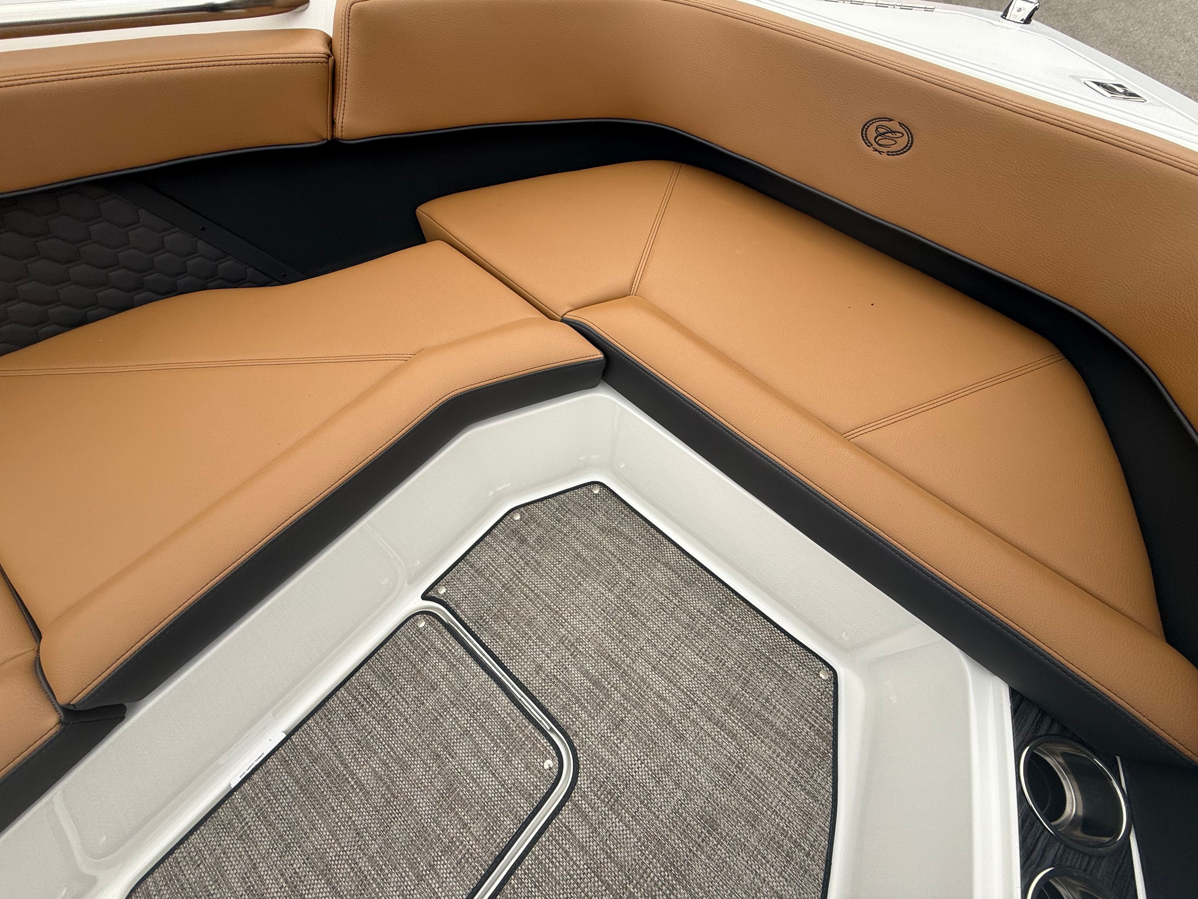 2026 Cobalt R8 Surf - 20