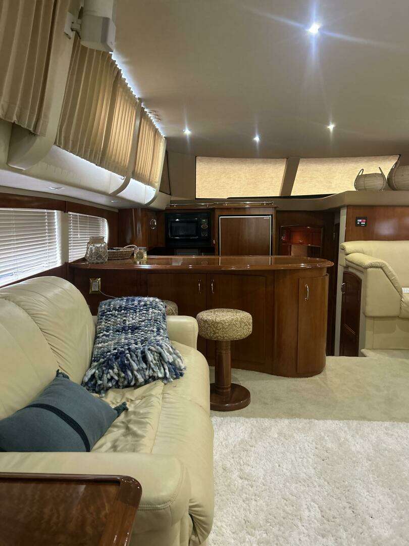 2003 Carver 466 Motor Yacht - Image 51