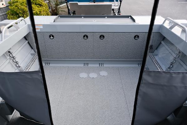 2024 Hewescraft 180 Pro-V ET boat interior with spacious deck and storage compartments.
