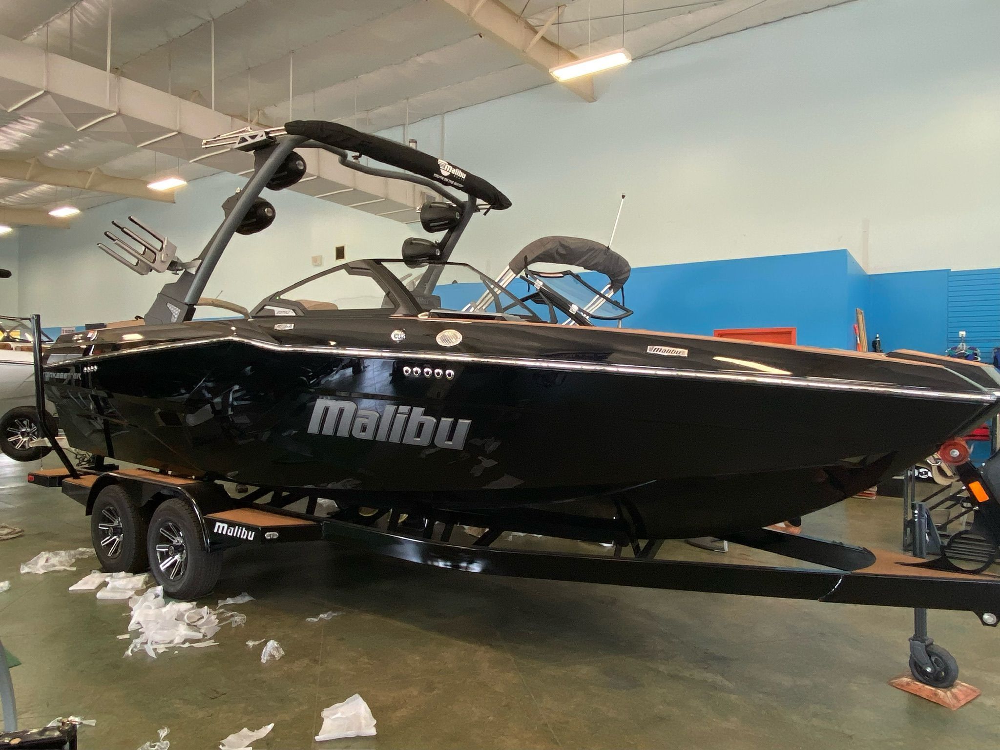2025 Malibu Wakesetter 23 MXZ - 8