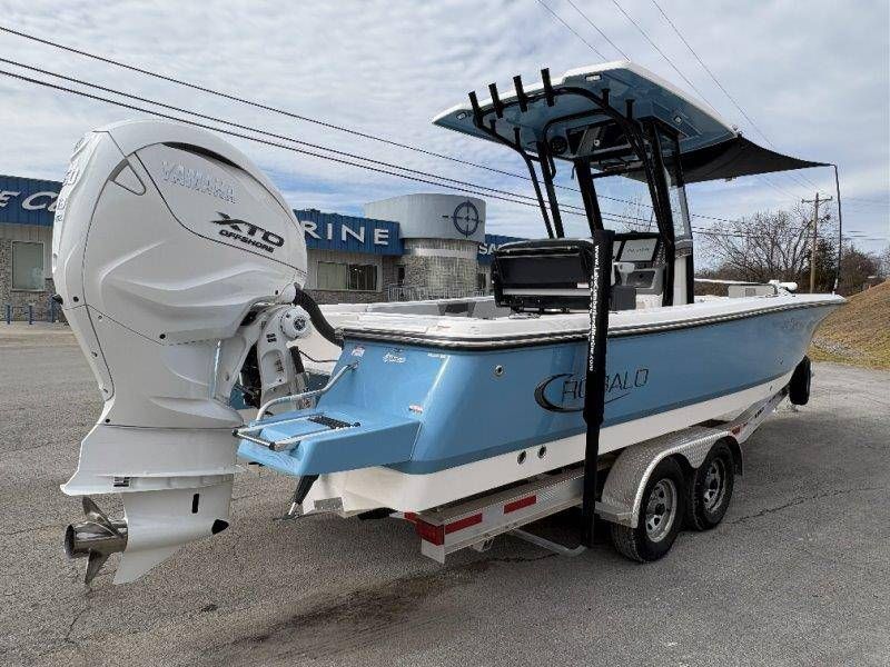 2026 Robalo 266 Cayman - 21