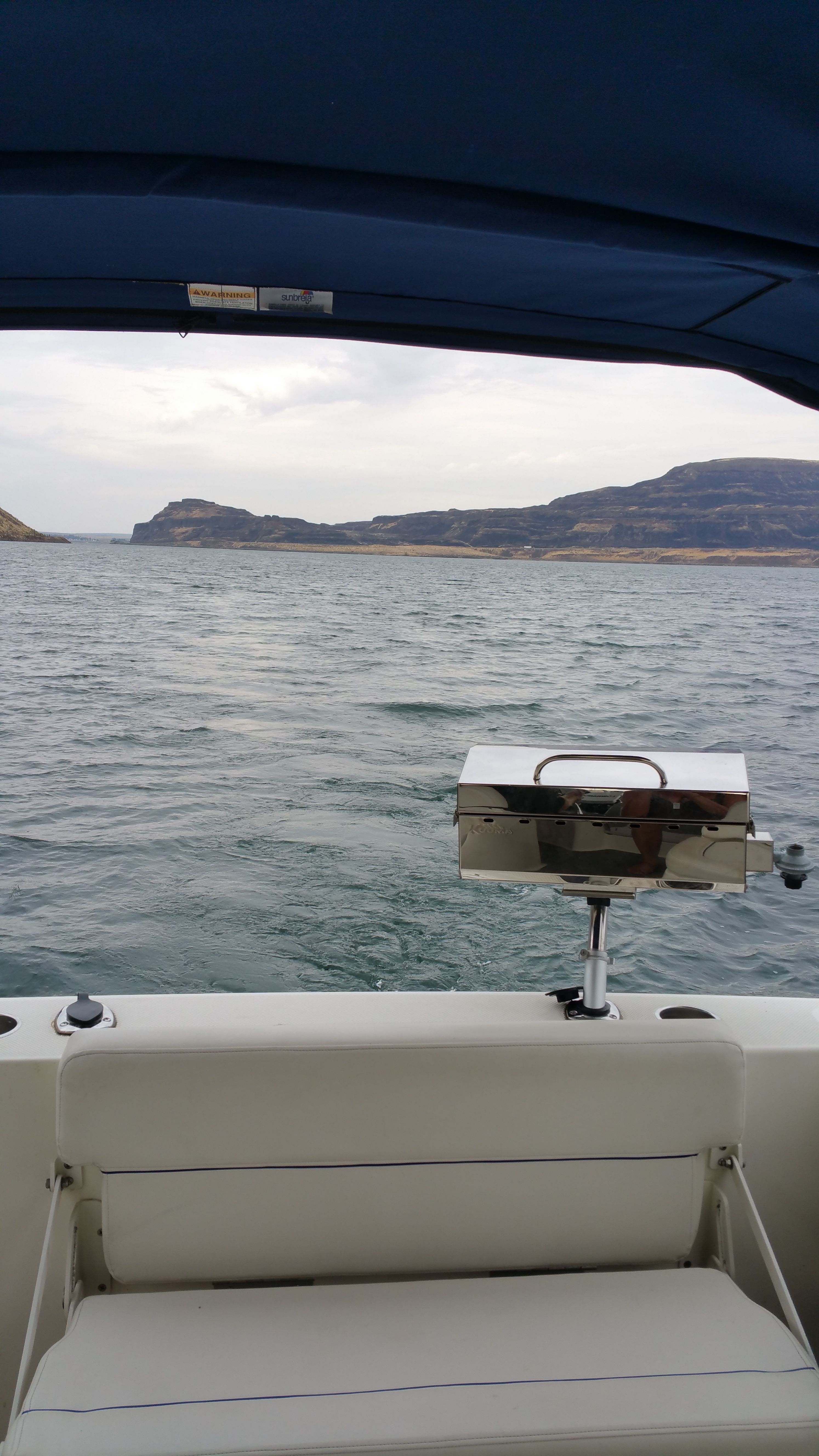 2008 Bayliner Discovery 246 Cruiser - 4