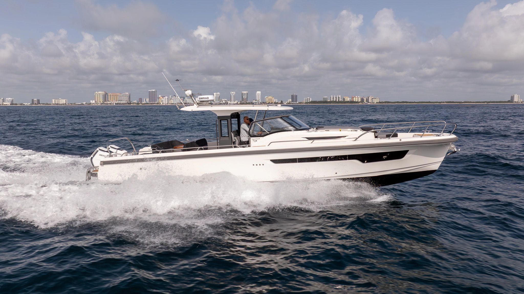 2024 Nimbus Tender 11