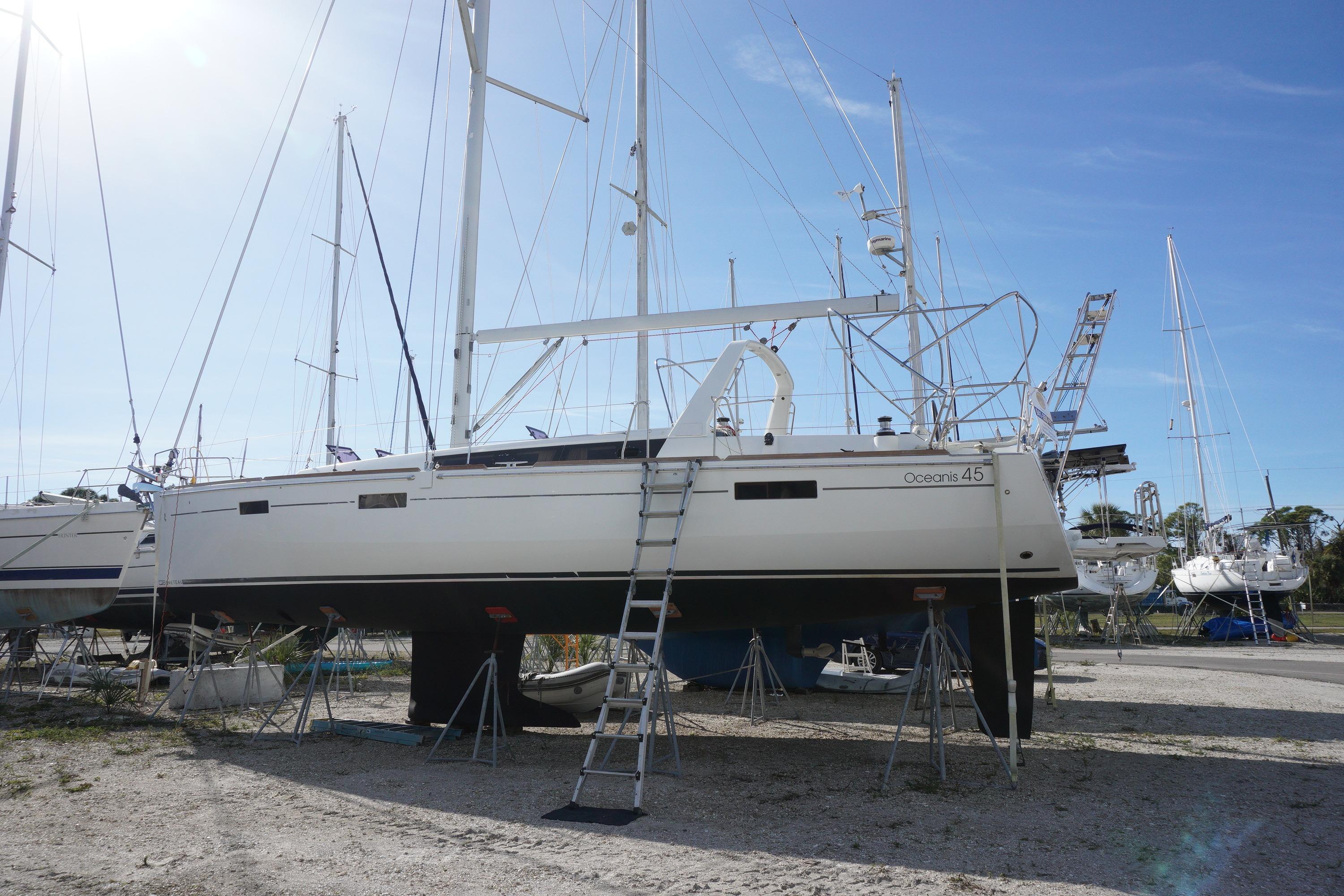 2012 Beneteau Oceanis 45