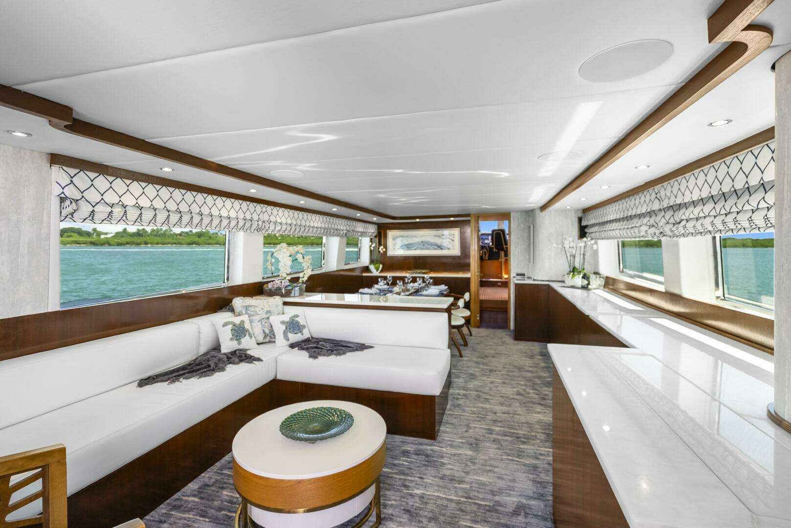 1991 Maiora Raised Pilothouse - Image 7