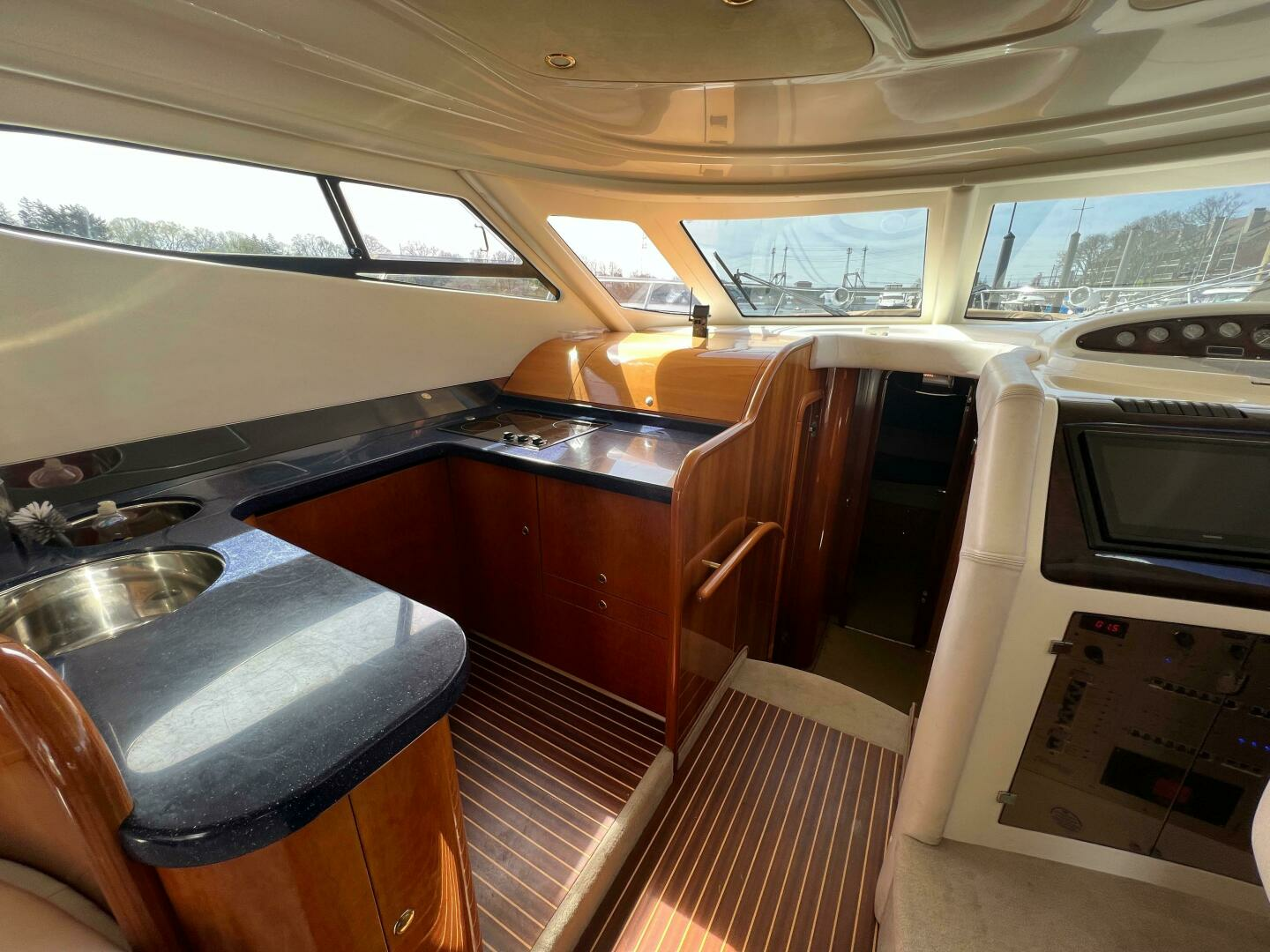 2004 Cranchi Atlantique 48 - Image 16